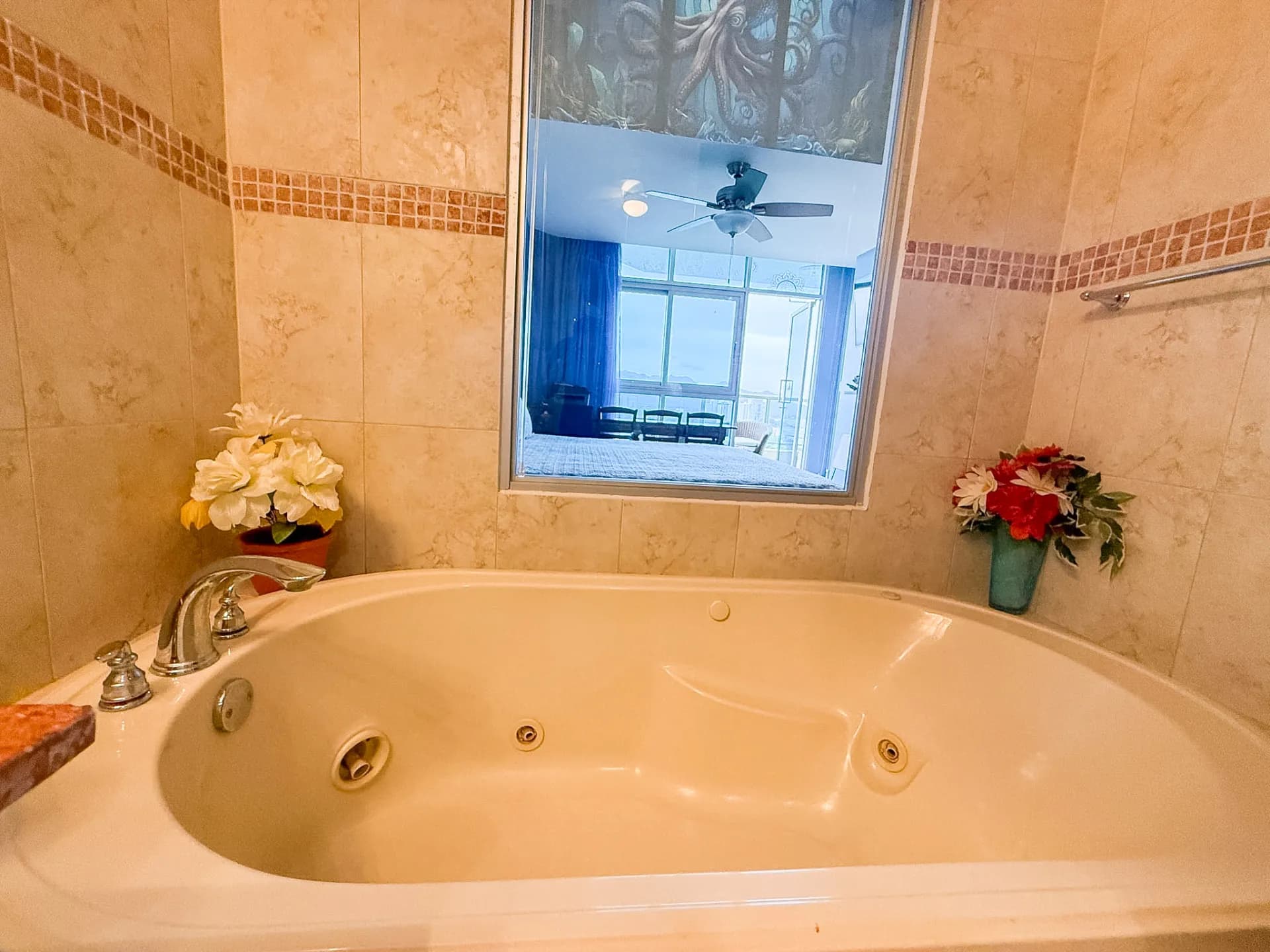 Well-Appointed Ocean View Condo in Coronado Golf Tower, Coronado, Panama.R-0057 - Image 19