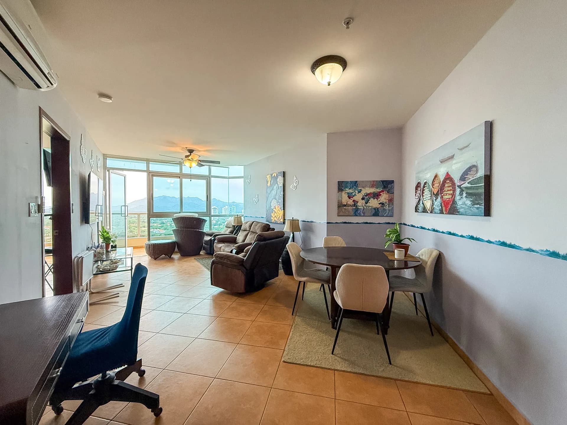 Well-Appointed Ocean View Condo in Coronado Golf Tower, Coronado, Panama.R-0057 - Image 5