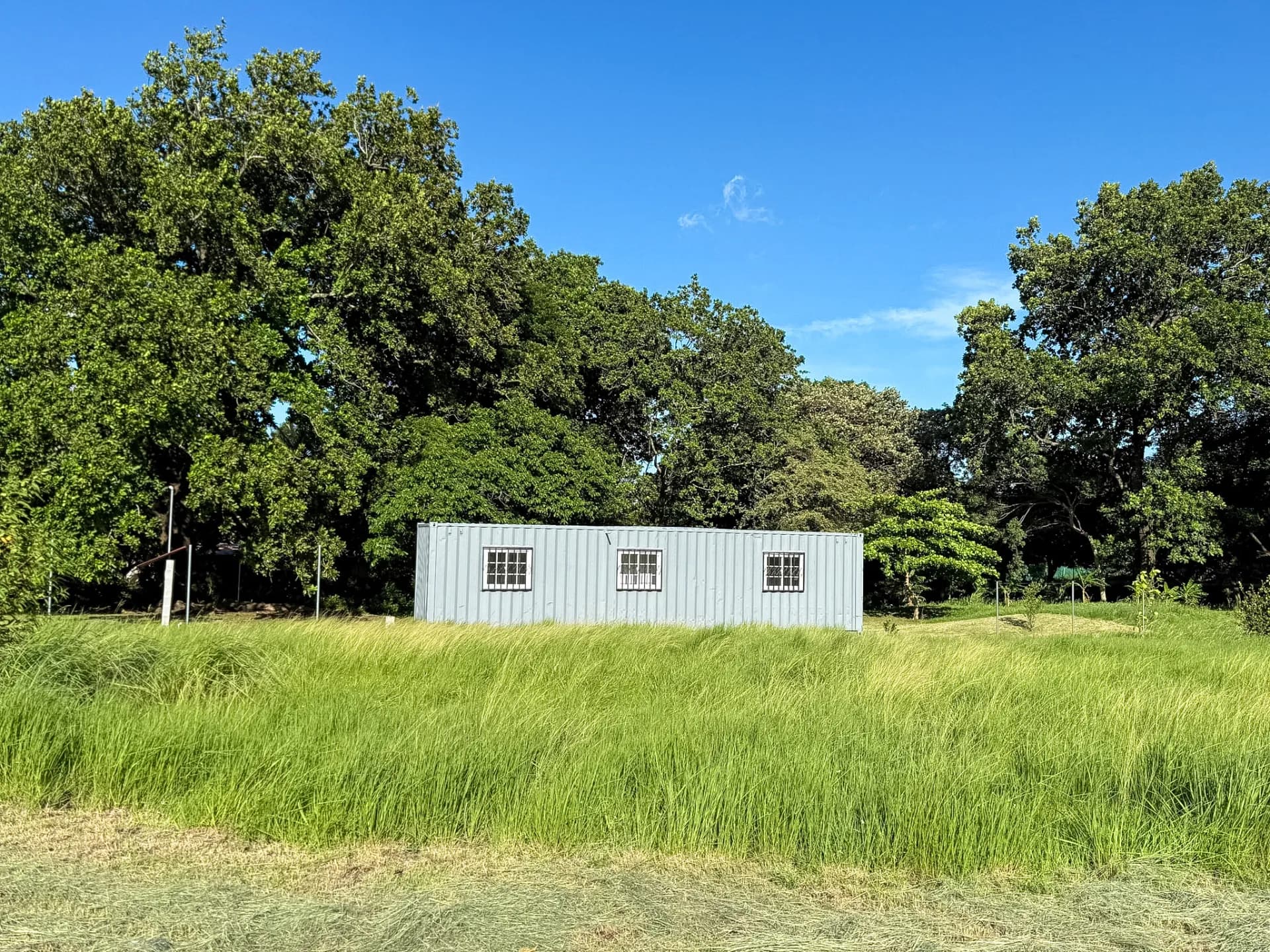 Charming 0.22-Acre Mountain View Lot with Creek Access and 40-Foot Container Home, Chame, Near Coronado. R-0058 - Image 9