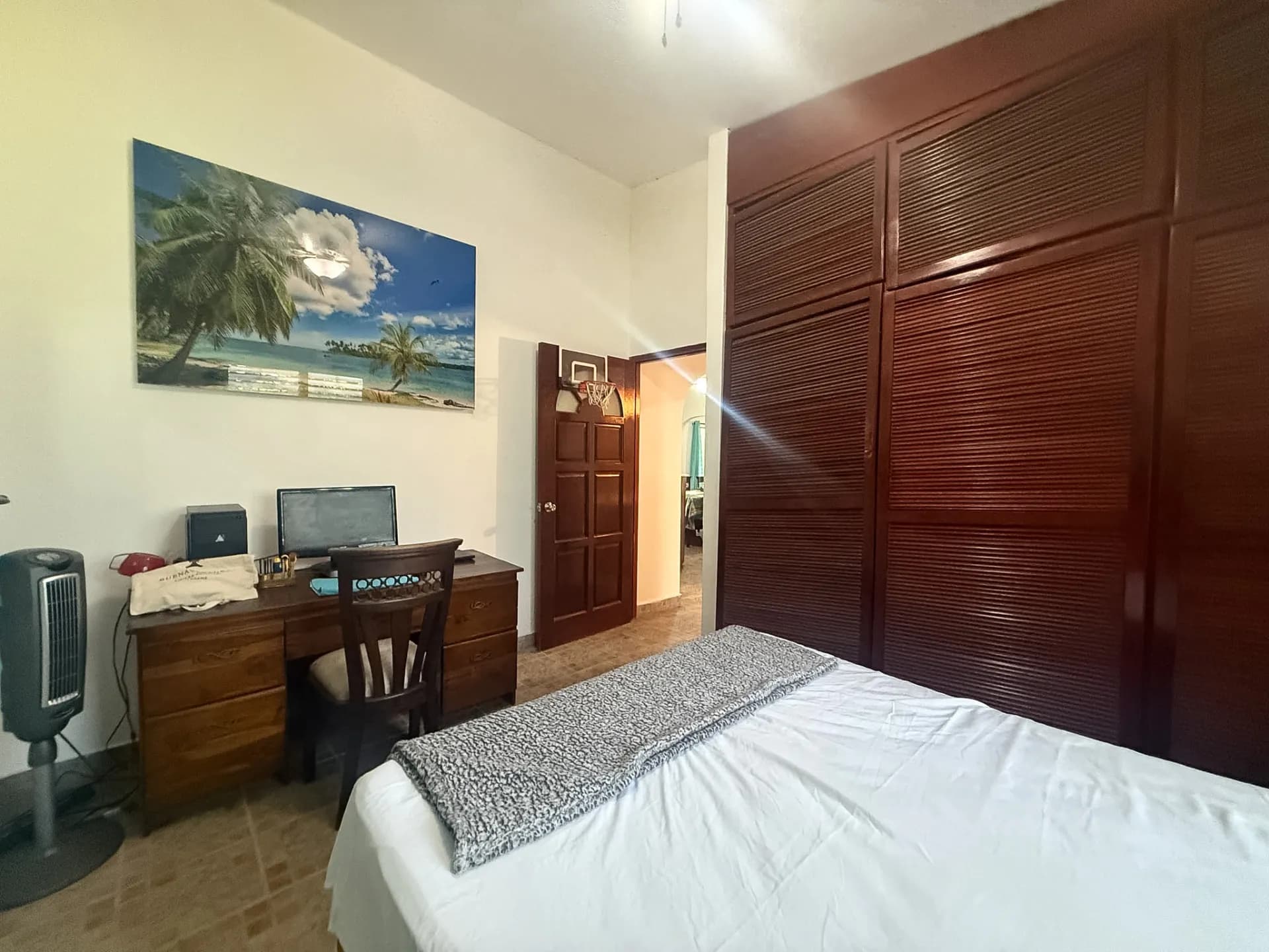 3 Bedroom Coastal Estate with Guest House, Backup Generator and 0.89 Acres in Nueva Gorgona, Panama R-0079 - Image 22