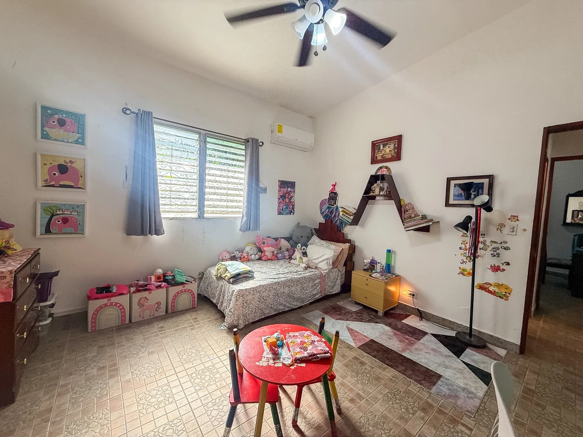 3 Bedroom Coastal Estate with Guest House, Backup Generator and 0.89 Acres in Nueva Gorgona, Panama R-0079 - Image 28