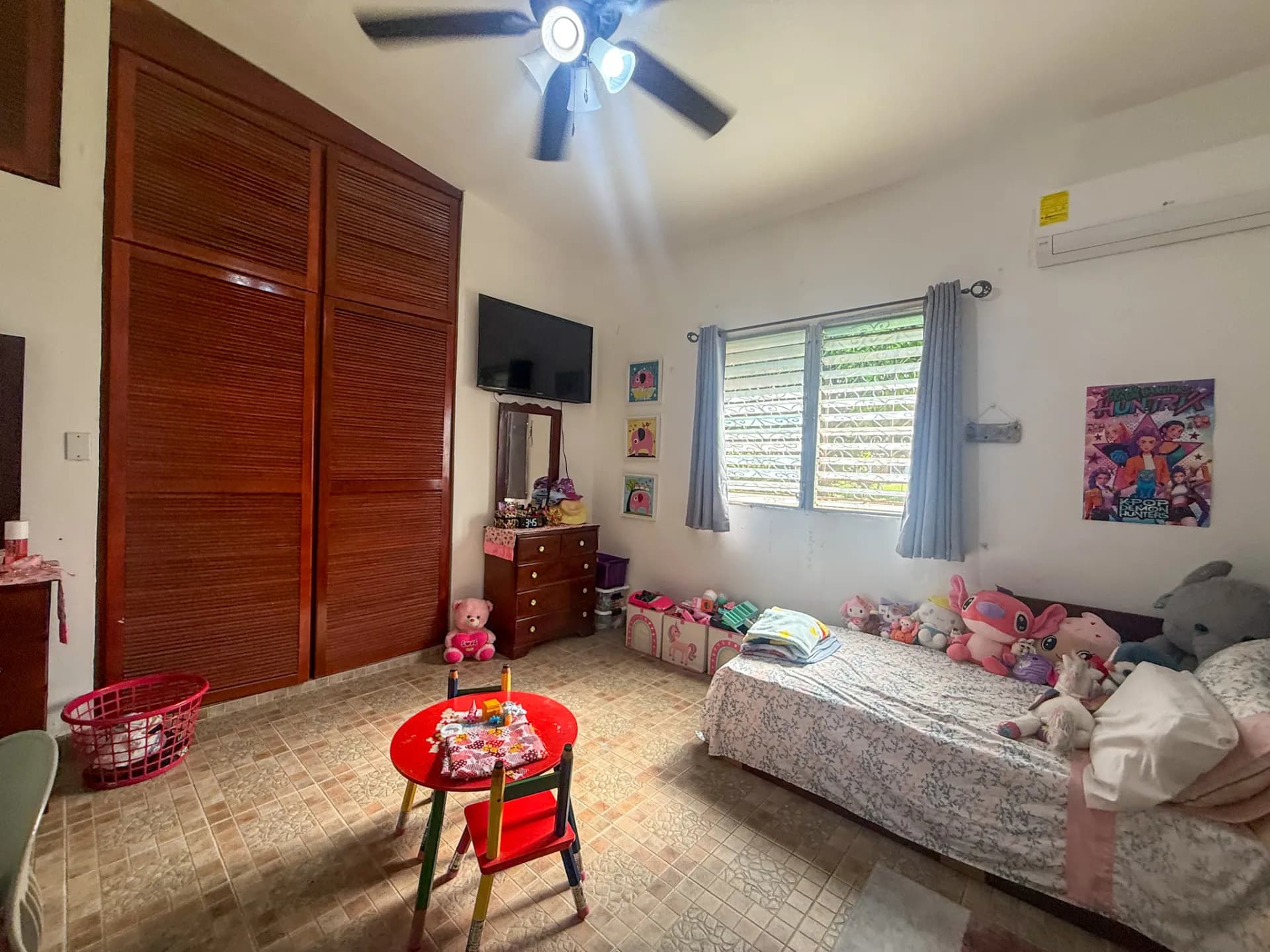 3 Bedroom Coastal Estate with Guest House, Backup Generator and 0.89 Acres in Nueva Gorgona, Panama R-0079 - Image 29