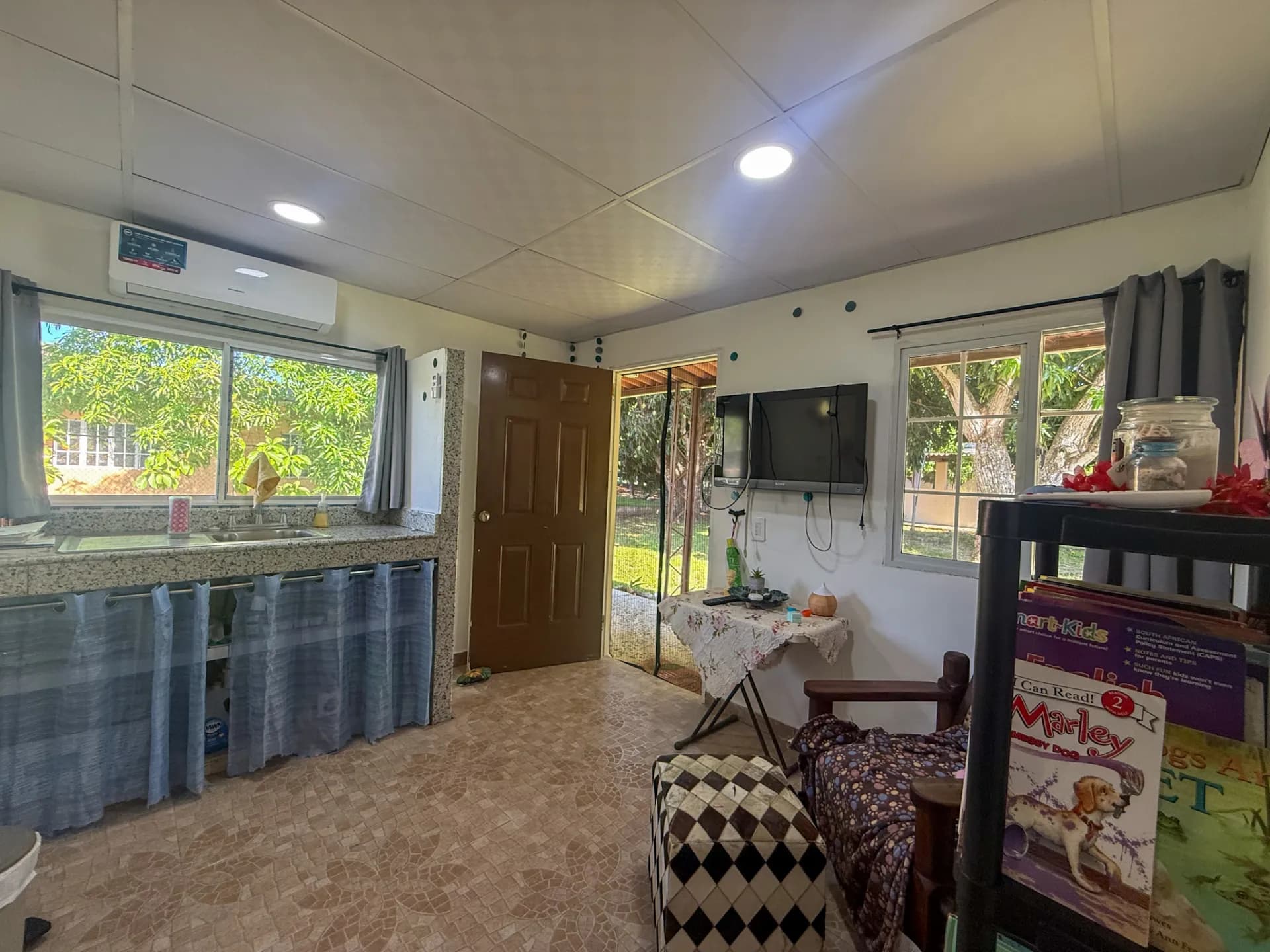 3 Bedroom Coastal Estate with Guest House, Backup Generator and 0.89 Acres in Nueva Gorgona, Panama R-0079 - Image 51