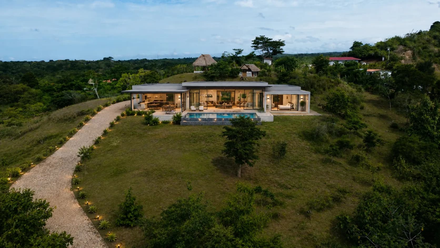 0.49 Acres Lot - Mountain Living in El Espino, Panama R-0221 - Image 18