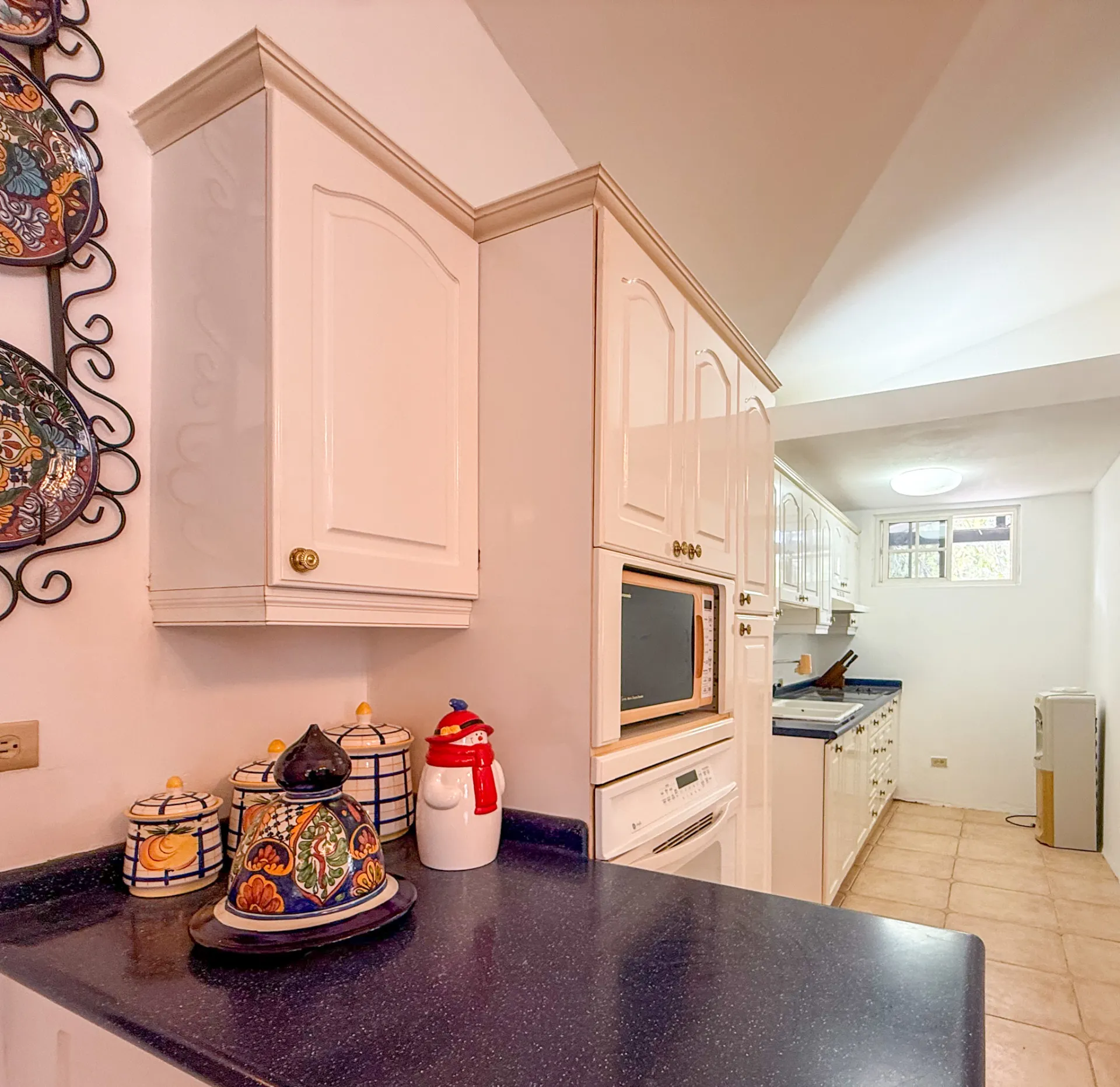 3-Bedroom, 3-Bathroom Home in the Heart of Coronado, Panama. R-0086 - Image 12