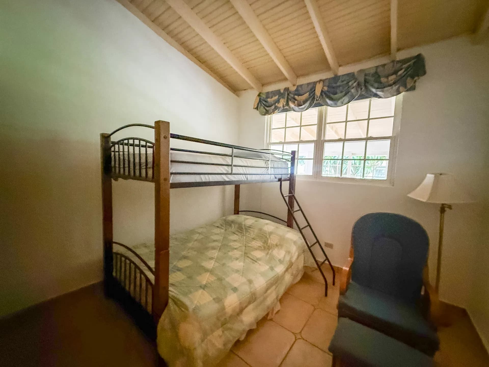 3-Bedroom, 3-Bathroom Home in the Heart of Coronado, Panama. R-0086 - Image 24