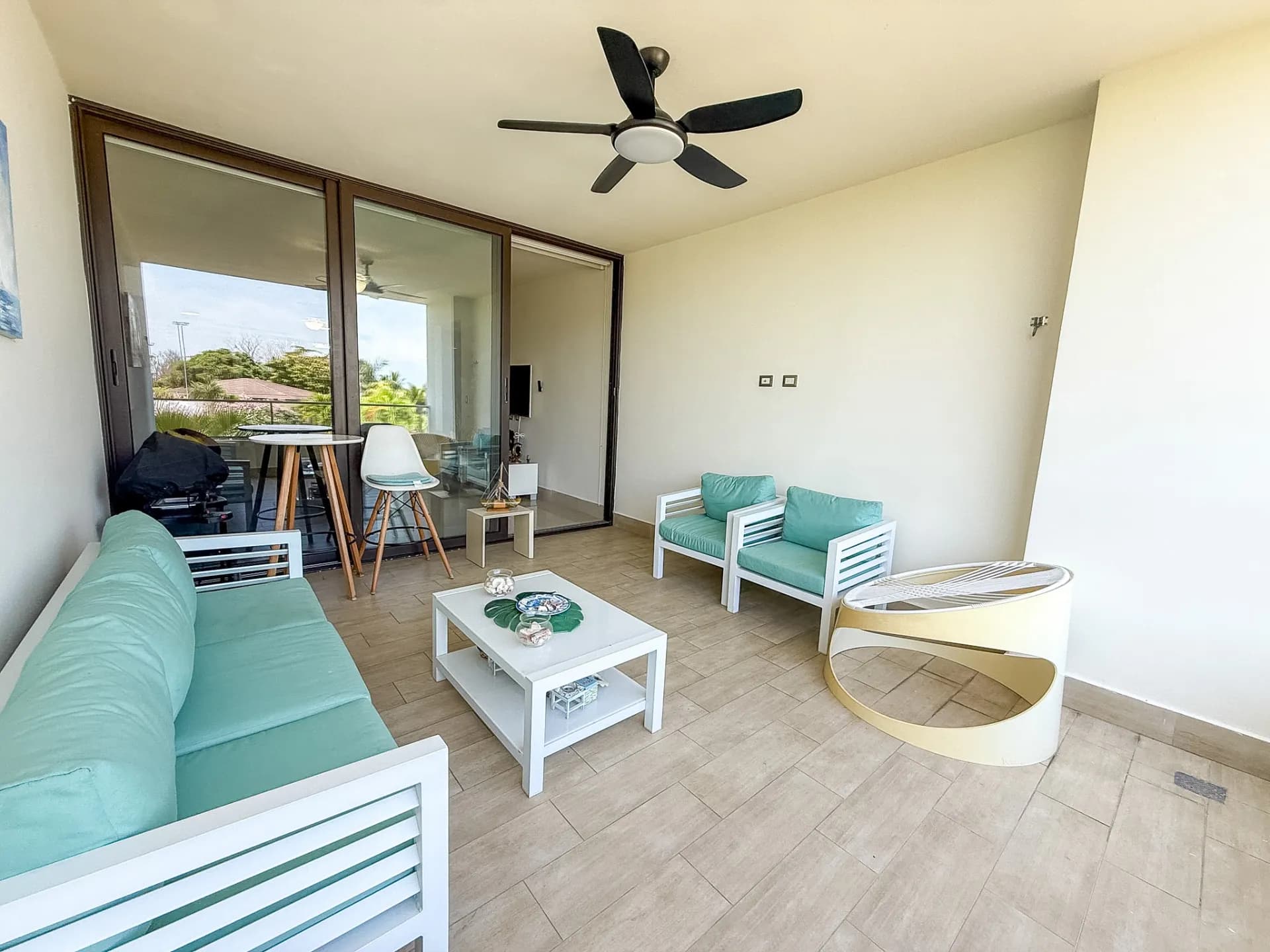 Beautifully Furnished 2 Bedroom Condo in Casamar Community, San Carlos.R-0098 - Image 9