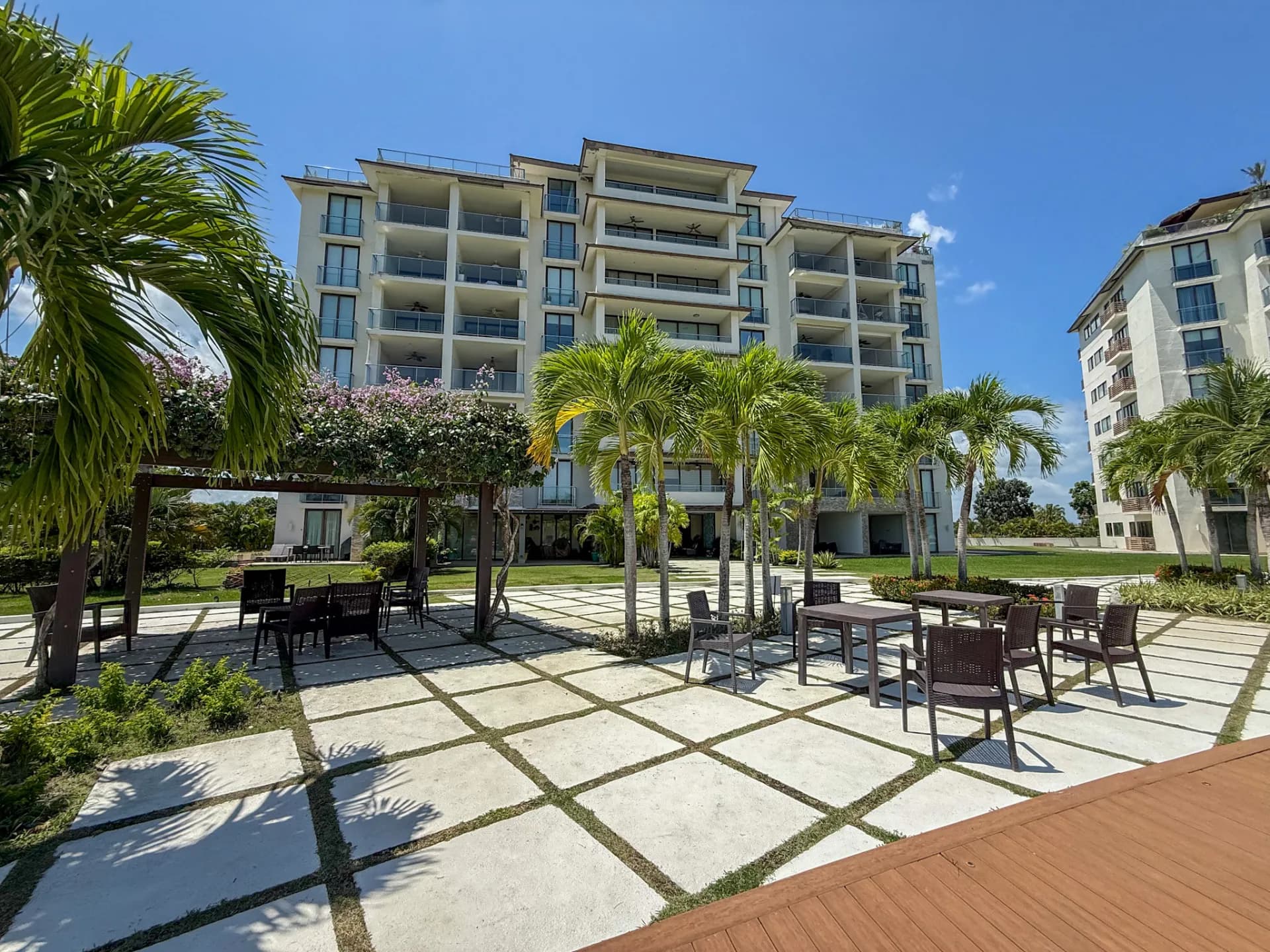Beautifully Furnished 2 Bedroom Condo in Casamar Community, San Carlos.R-0098 - Image 30