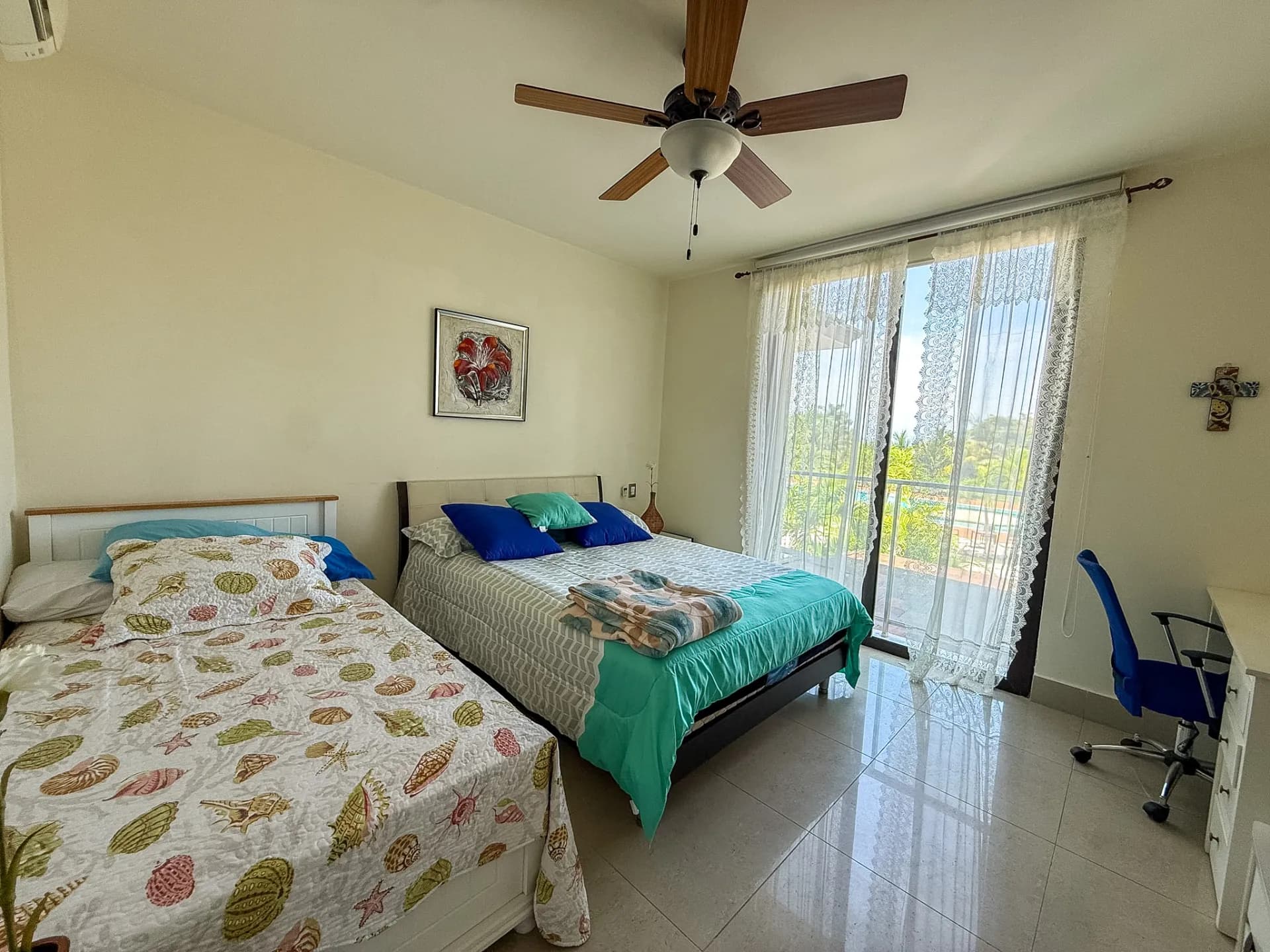 Beautifully Furnished 2 Bedroom Condo in Casamar Community, San Carlos.R-0098 - Image 13