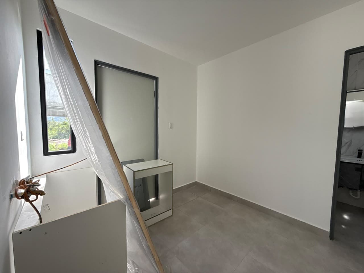 3 Bedroom Coastal Home with Pool R-0048 - Image 20