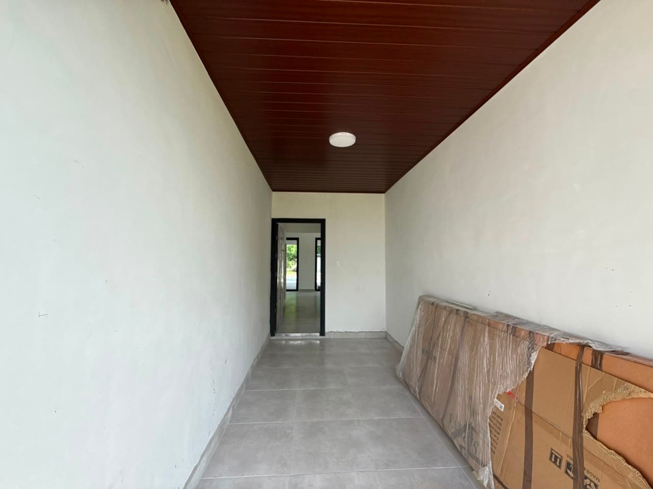 3 Bedroom Coastal Home with Pool R-0048 - Image 21