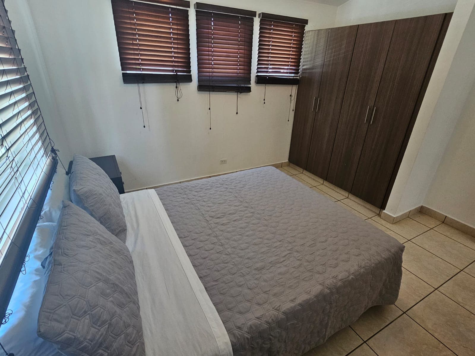 3-Bedroom Furnished House with Private Pool in Malibu Lakes, Nueva Gorgona R-0099 - Image 10