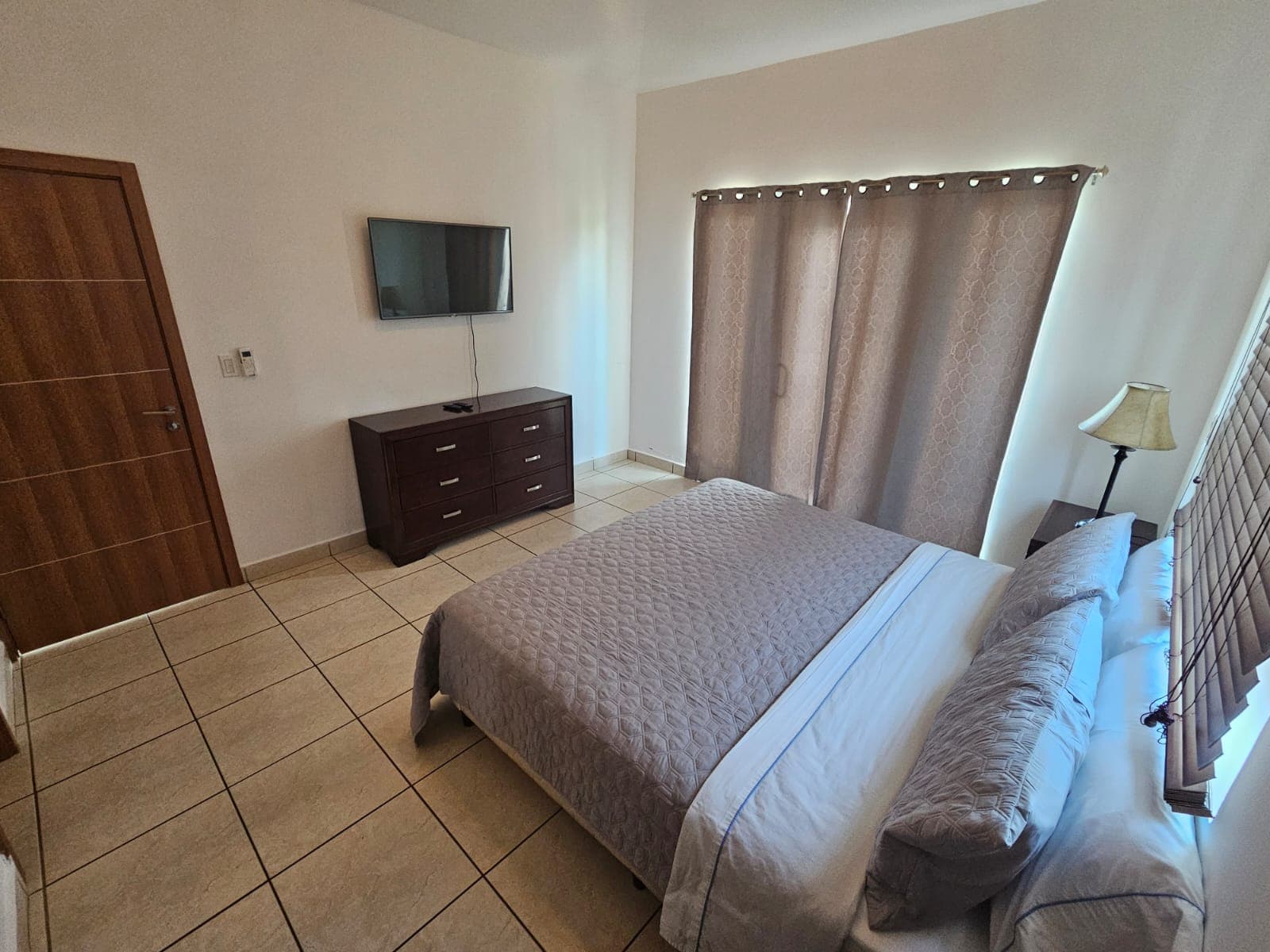 3-Bedroom Furnished House with Private Pool in Malibu Lakes, Nueva Gorgona R-0099 - Image 7