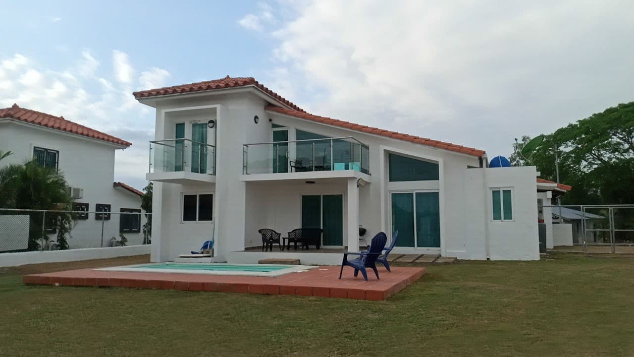 3-Bedroom House with Private Pool in Malibu, Nueva Gorgona, Panama Oeste. R-0099 - Image 1