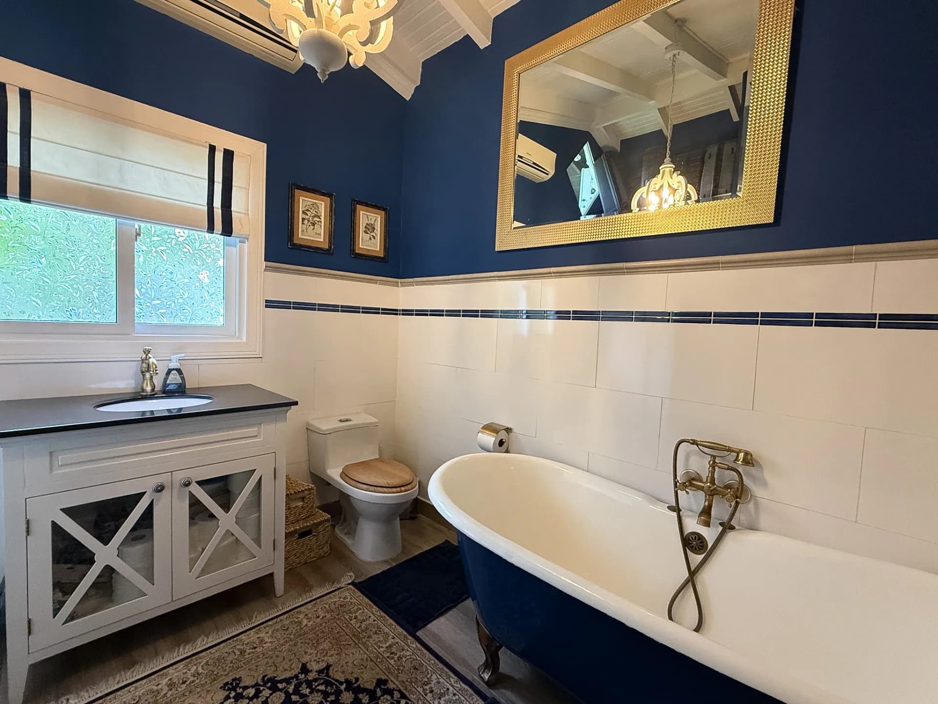 FRESH ON THE MARKET | FULLY RENOVATED 3 BEDROOM SINGLE-STORY HOME IN CORONADO R-0107 - Image 20