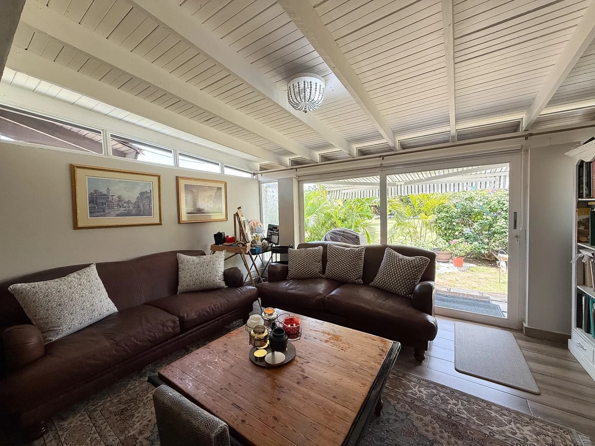 FRESH ON THE MARKET | FULLY RENOVATED 3 BEDROOM SINGLE-STORY HOME IN CORONADO R-0107 - Image 5