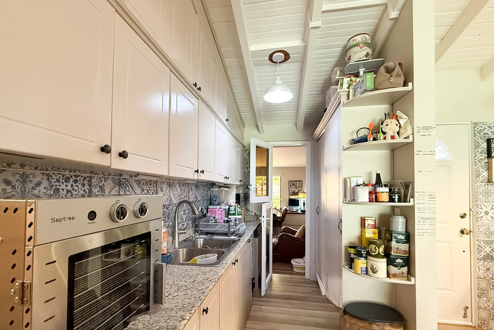 FRESH ON THE MARKET | FULLY RENOVATED 3 BEDROOM SINGLE-STORY HOME IN CORONADO R-0107 - Image 9