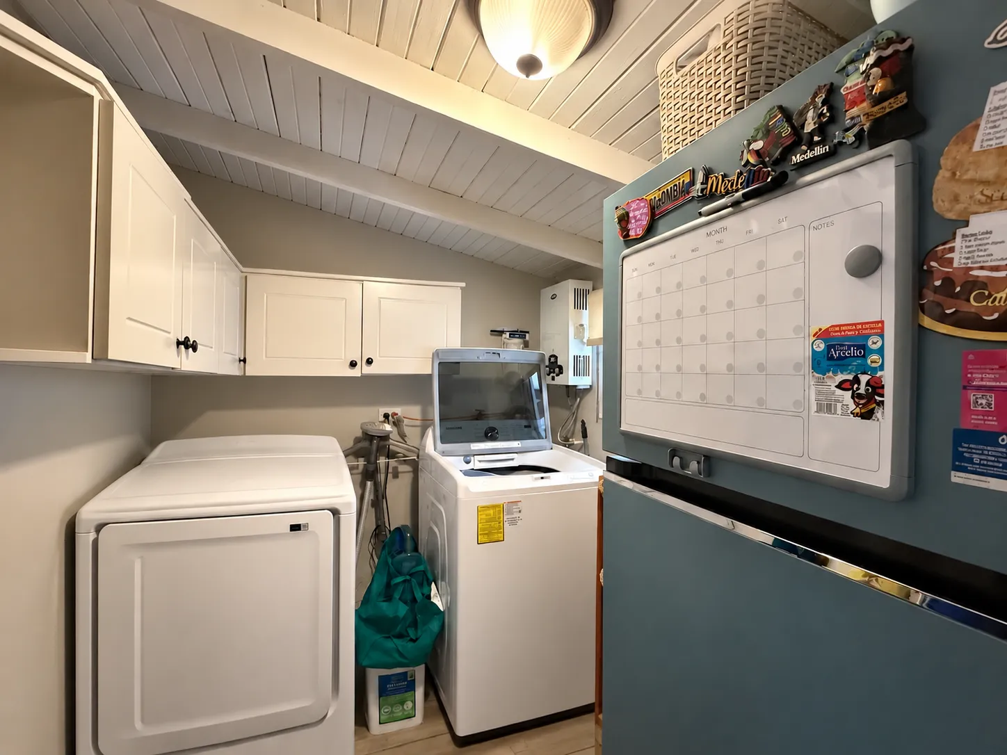 FRESH ON THE MARKET | FULLY RENOVATED 3 BEDROOM SINGLE-STORY HOME IN CORONADO R-0107 - Image 11