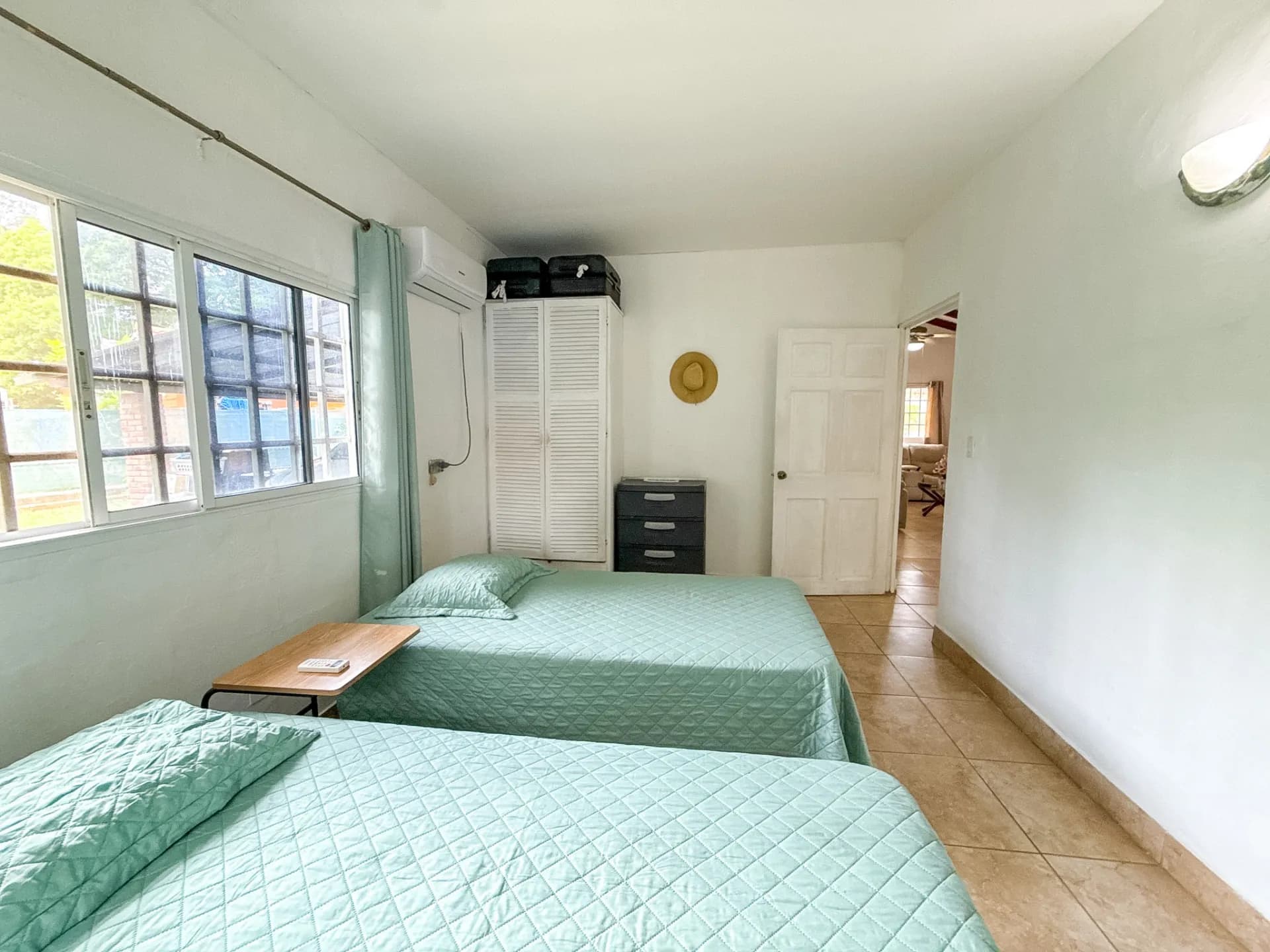 Exceptional Opportunity, 3-Bedroom Home with Pool in Coronado, Panama R-0103 - Image 10