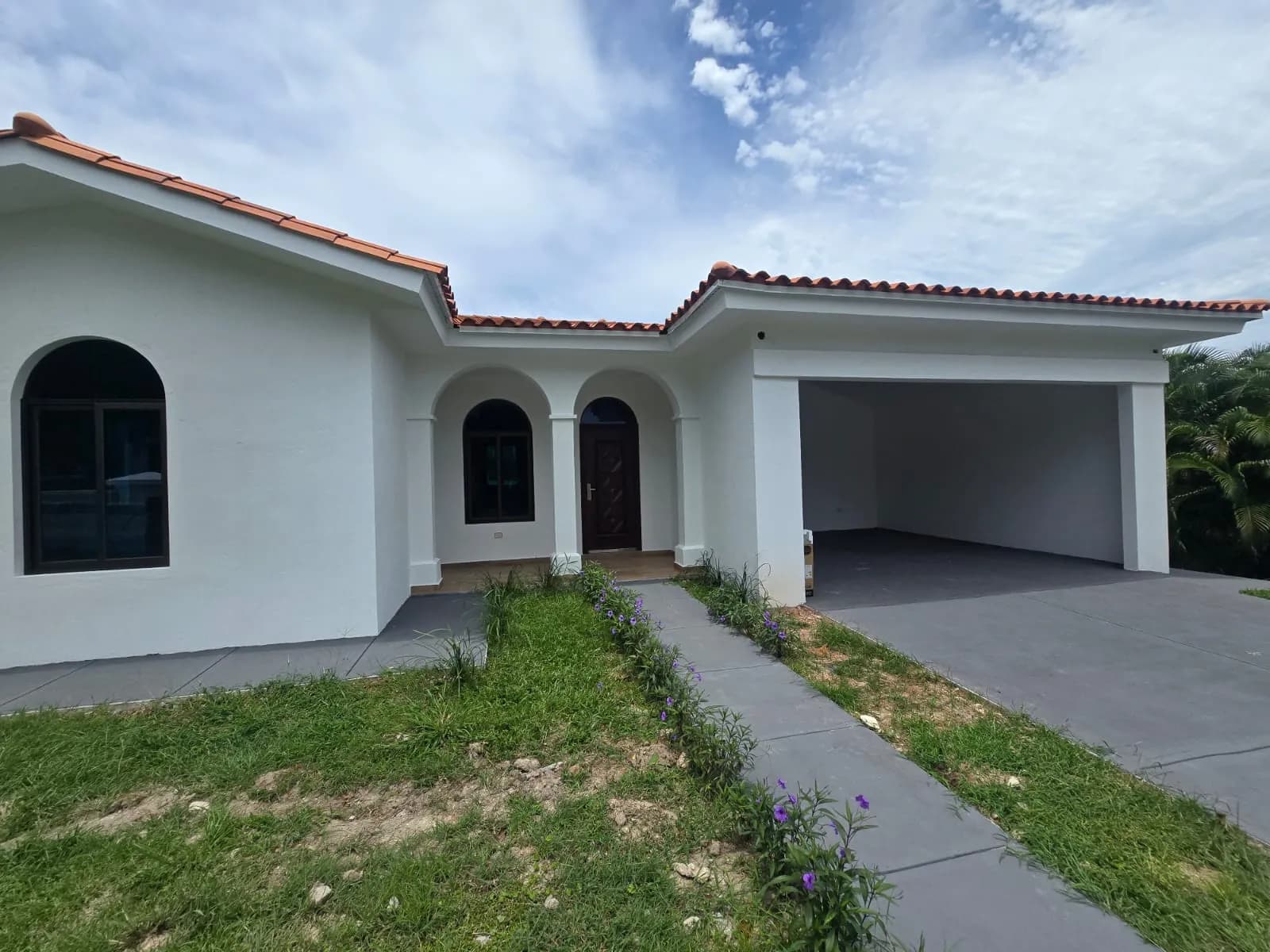 Beautiful 3-Bedroom Home in Hacienda Pacifica, San Carlos R-0166 - Image 2