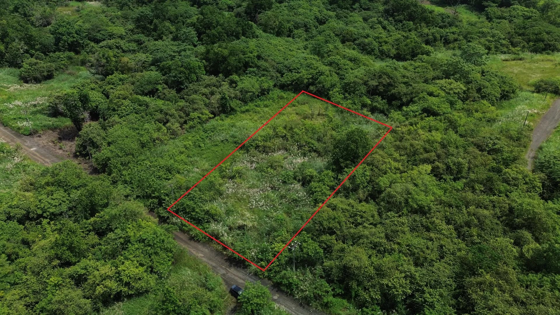 Expansive 0.85-Acre Lot in Gated Community Near Panama City P-0159 - Image 2
