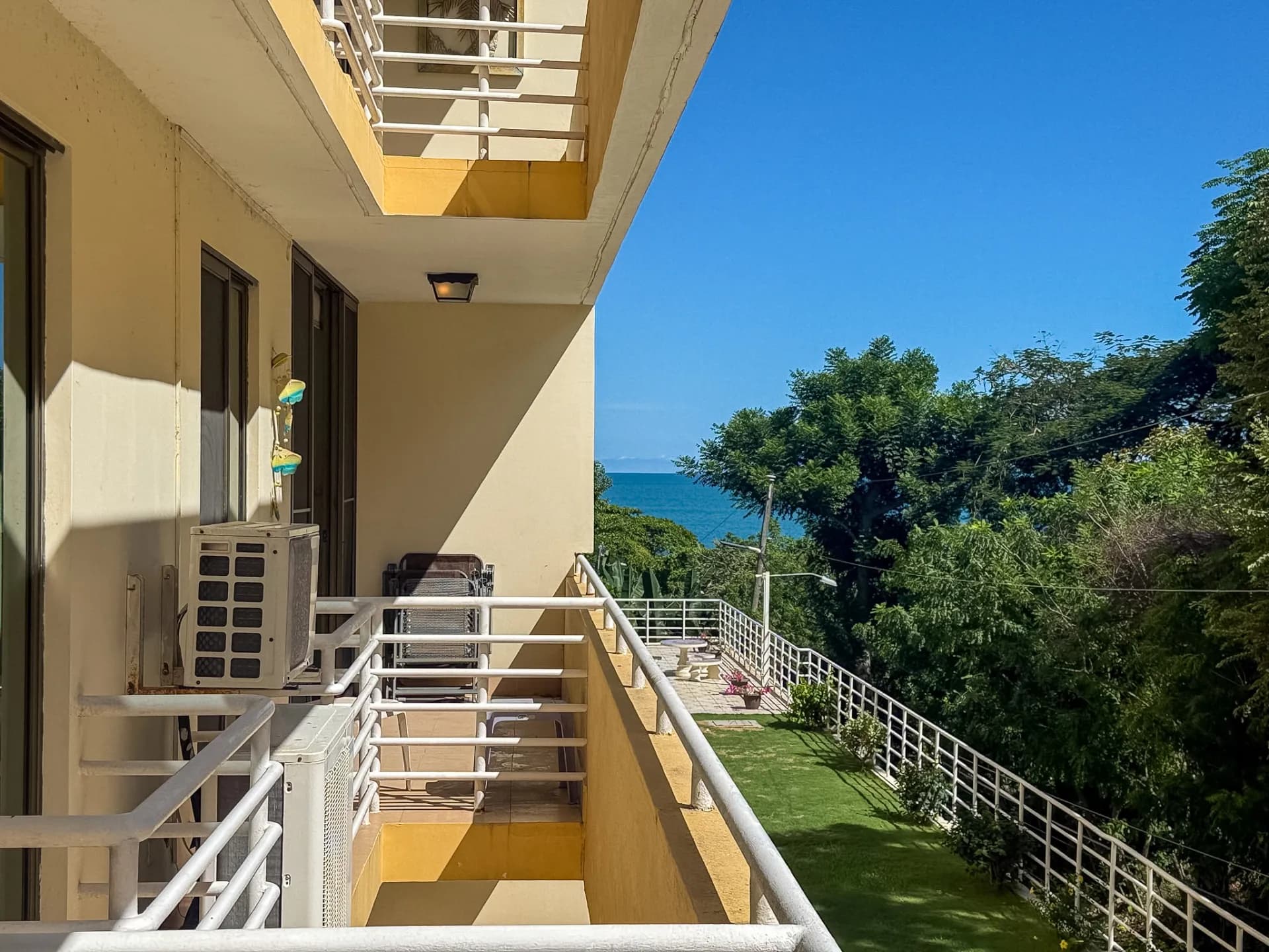 3-Bedroom Condo Just a Two-Minute Walk to the Beach, Nueva Gorgona R-0164 - Image 16
