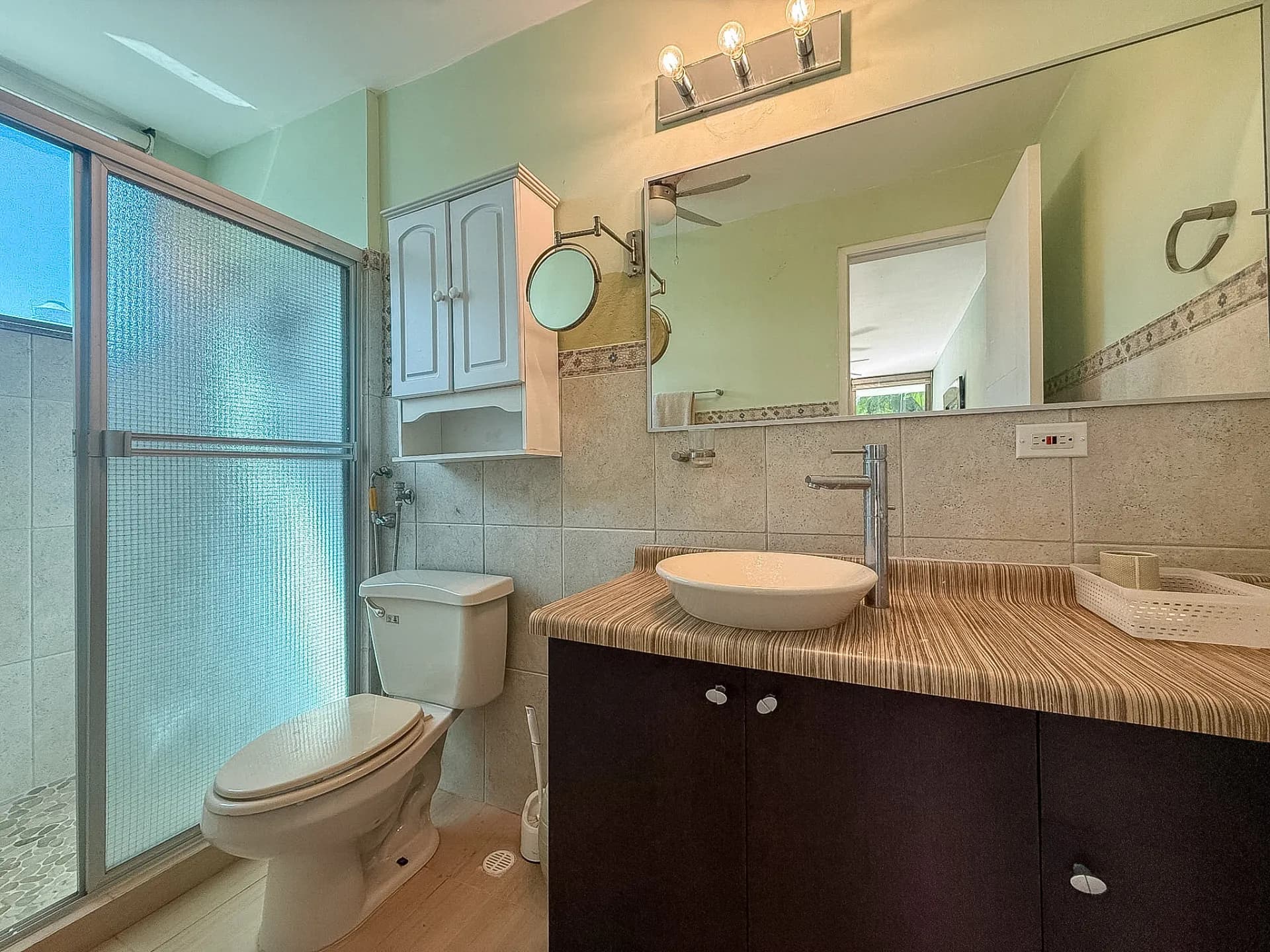 3-Bedroom Condo Just a Two-Minute Walk to the Beach, Nueva Gorgona R-0164 - Image 19