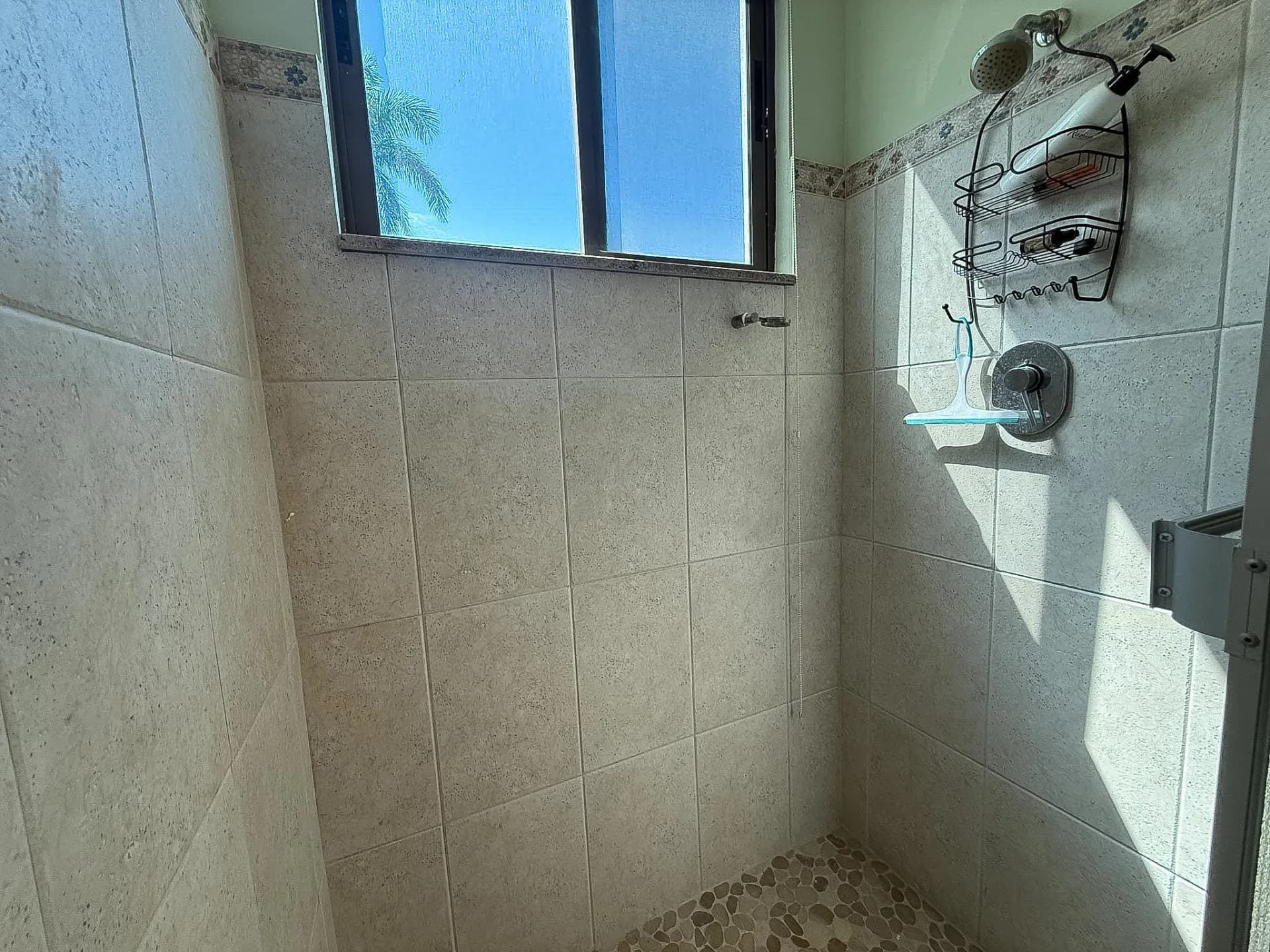 3-Bedroom Condo Just a Two-Minute Walk to the Beach, Nueva Gorgona R-0164 - Image 21
