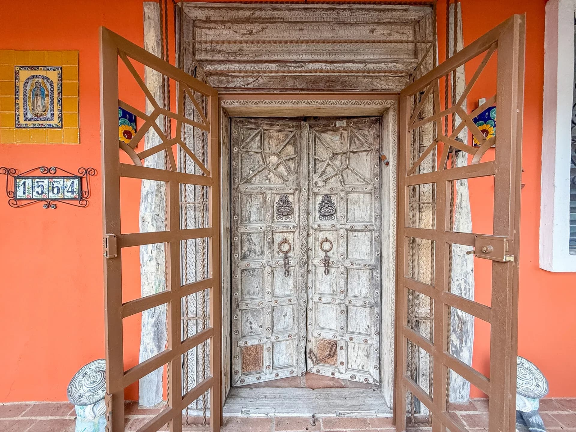 3-Bedroom Rustic Spanish Colonial Home in San Carlos, Panama R-0167 - Image 2