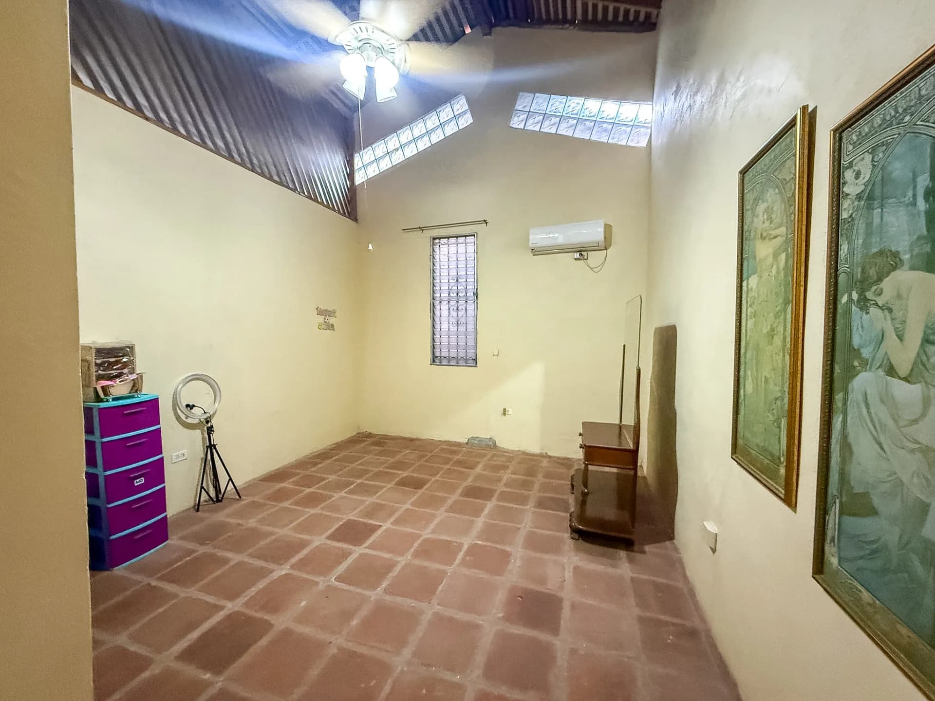 3-Bedroom Rustic Spanish Colonial Home in San Carlos, Panama R-0167 - Image 11