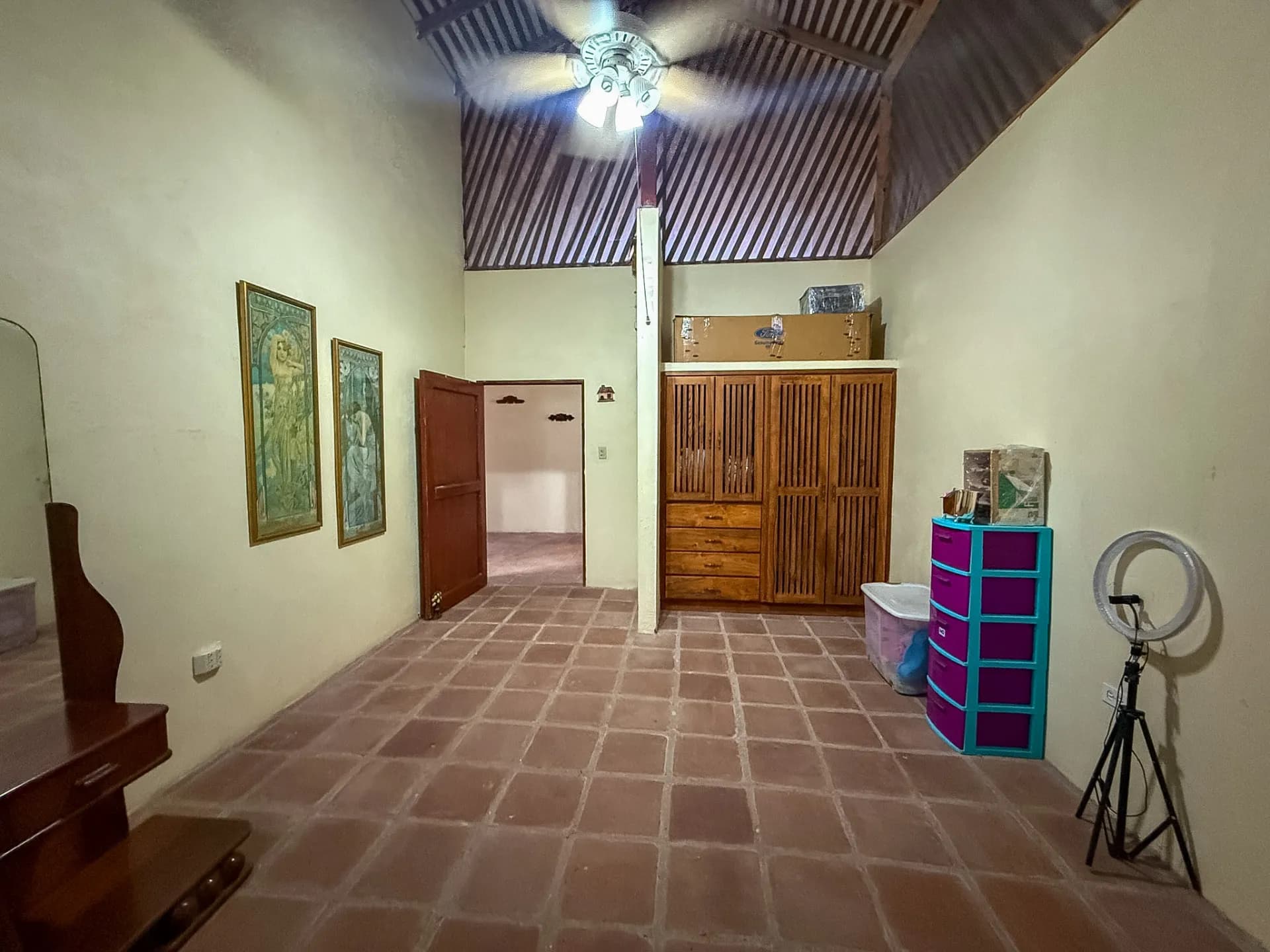 3-Bedroom Rustic Spanish Colonial Home in San Carlos, Panama R-0167 - Image 12