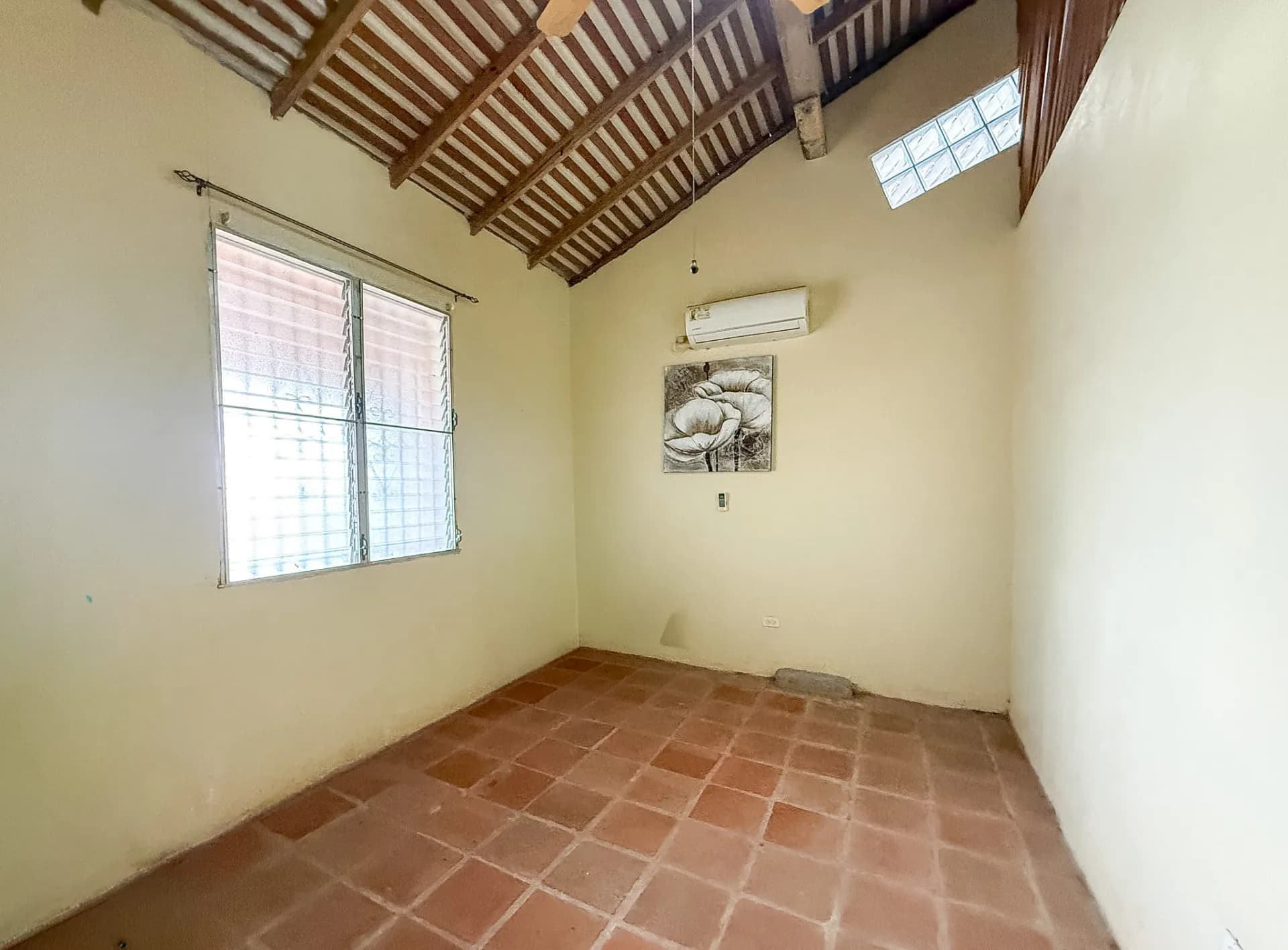 3-Bedroom Rustic Spanish Colonial Home in San Carlos, Panama R-0166 - Image 14