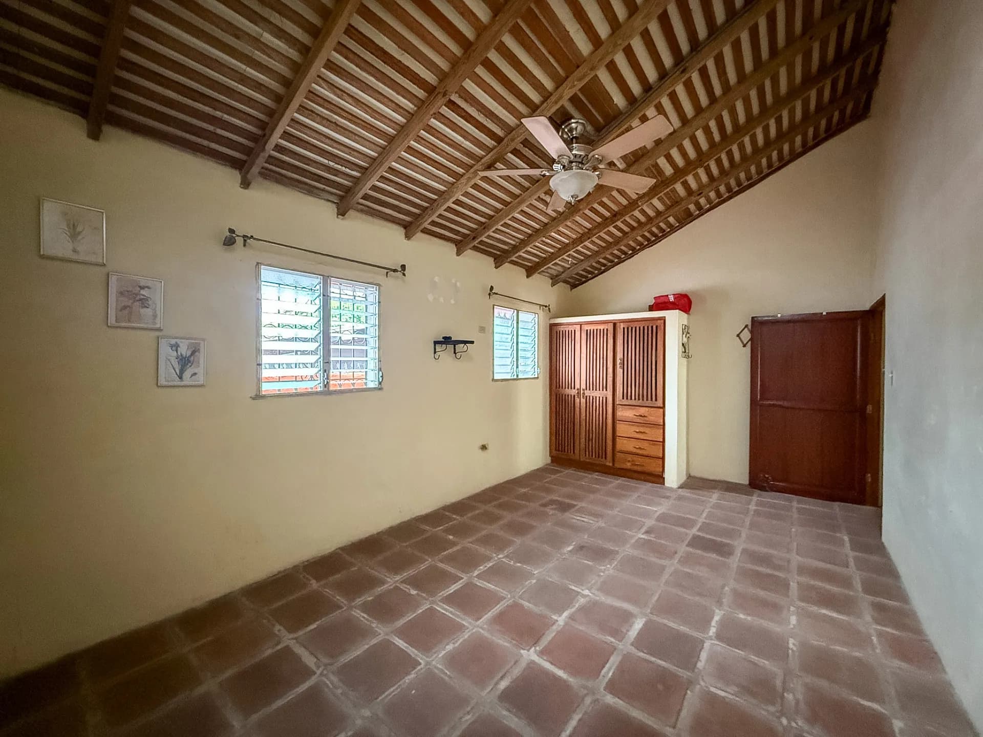 3-Bedroom Rustic Spanish Colonial Home in San Carlos, Panama R-0166 - Image 16