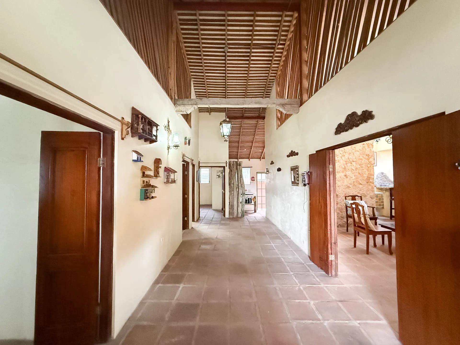 3-Bedroom Rustic Spanish Colonial Home in San Carlos, Panama R-0167 - Image 9