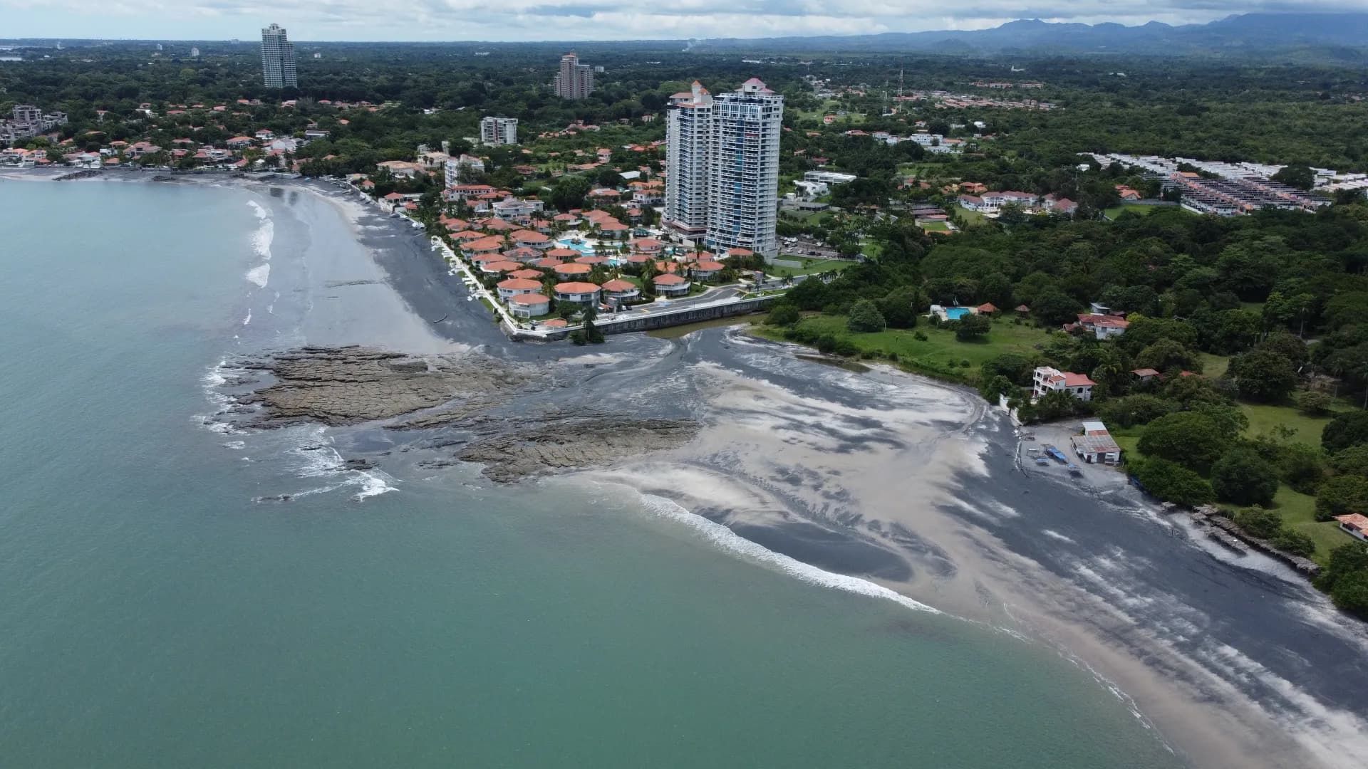 Beachfront Penthouse in Playa Serena, Gorgona R-0152 - Image 4