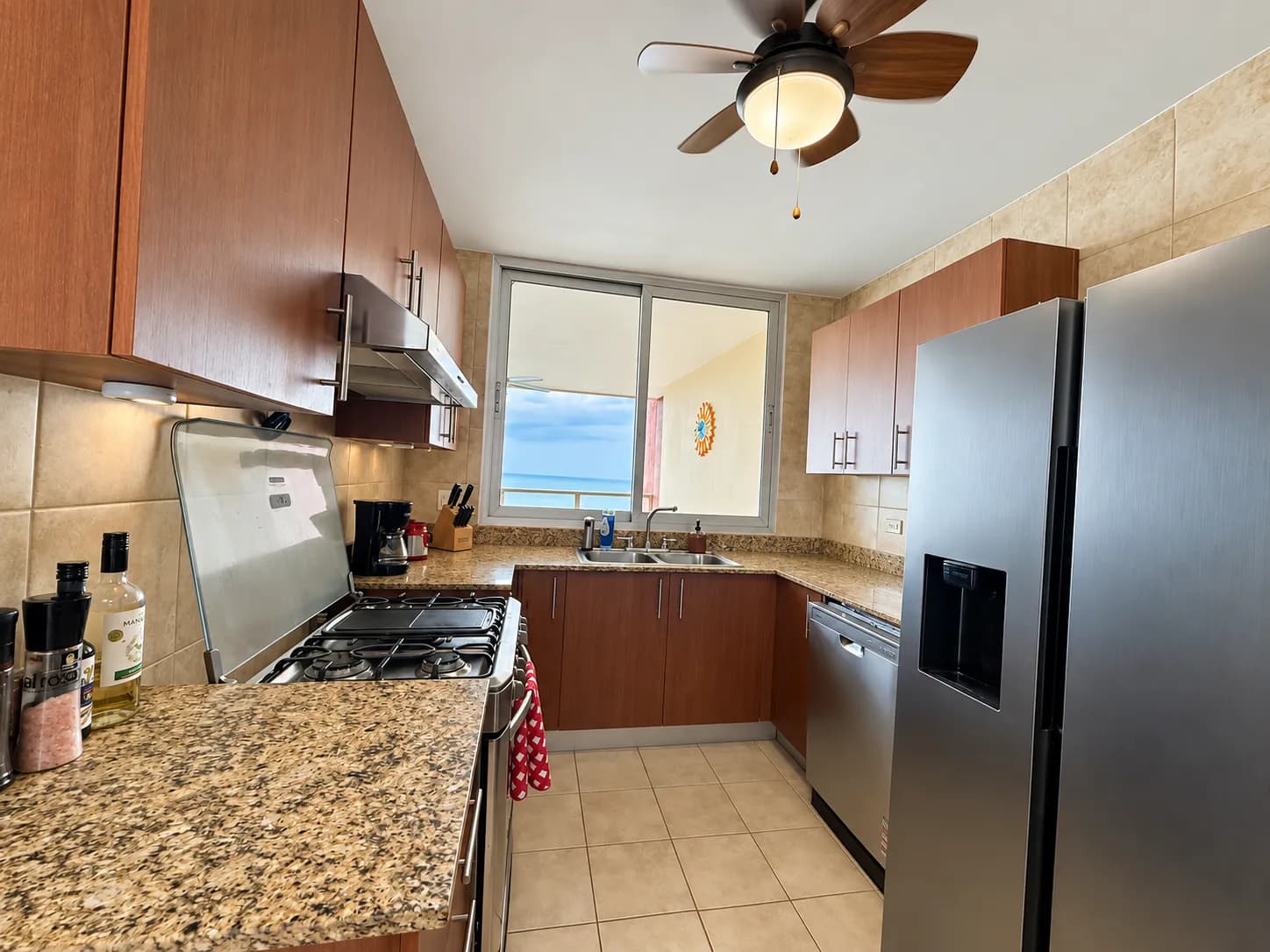 Beachfront Penthouse in Playa Serena, Gorgona R-0152 - Image 10