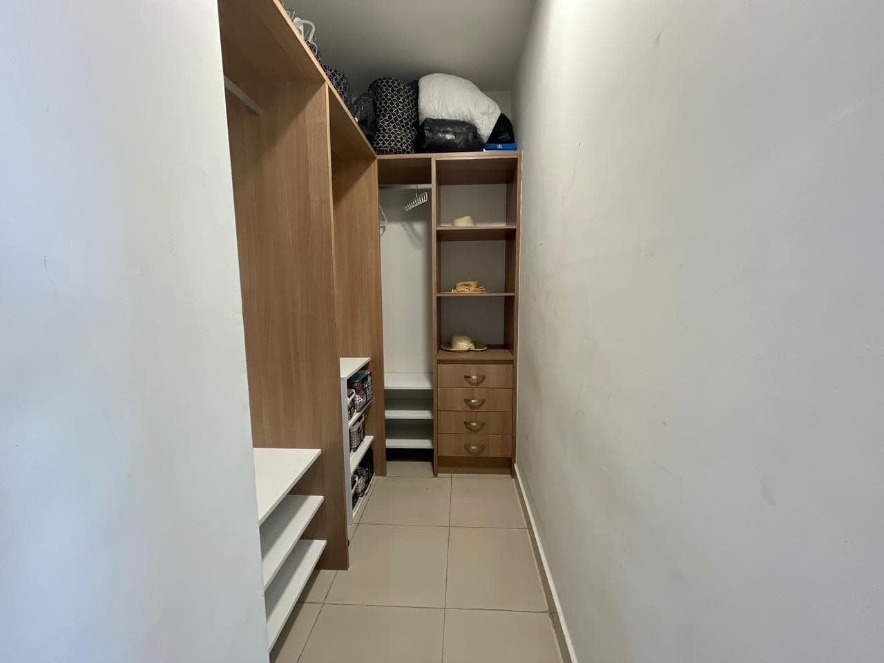 Modern Furnished 1-Bedroom Apartment for Rent at PH Harmony, San Francisco R-0043 - Image 16