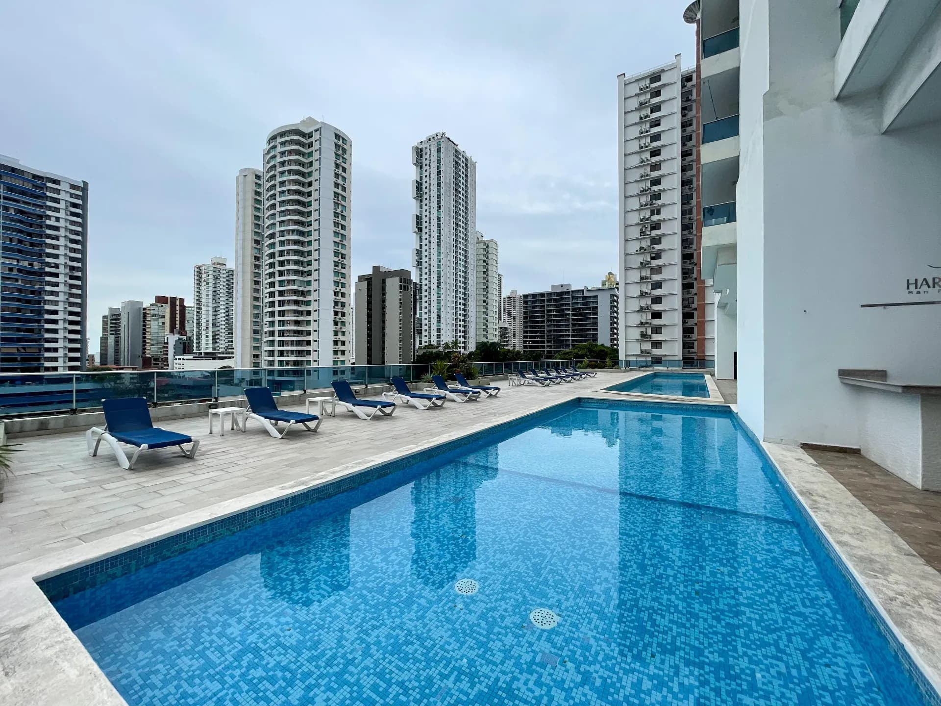 Modern Furnished 1-Bedroom Apartment for Rent at PH Harmony, San Francisco R-0043 - Image 17