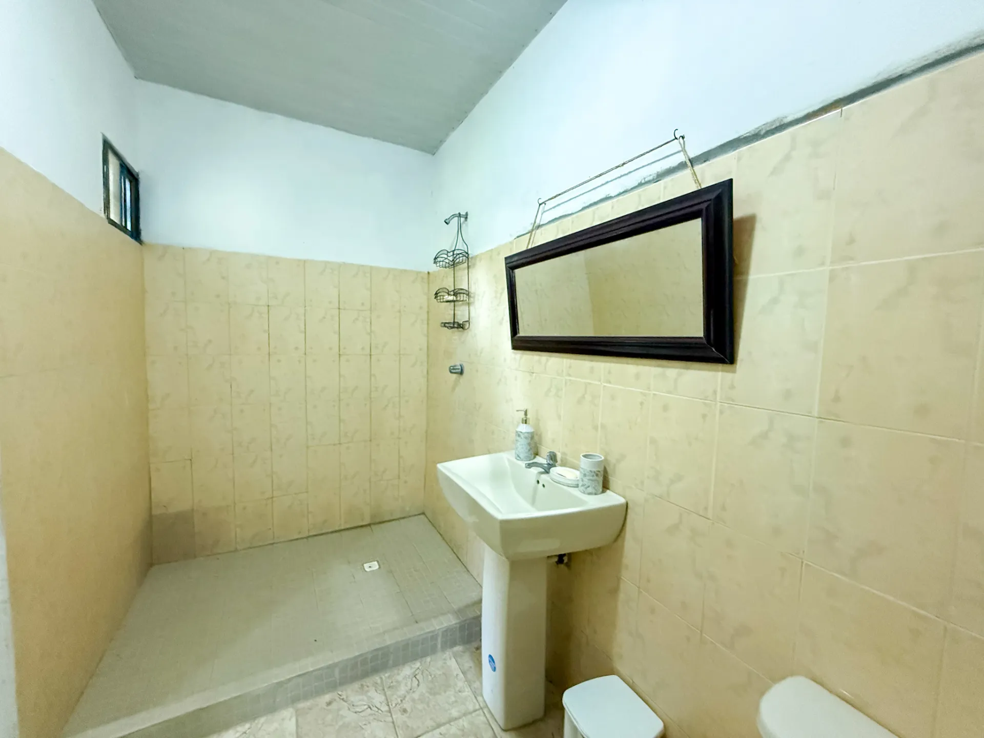 🏡 GREAT DEAL! 2-BEDROOM HOME IN A GATED COMMUNITY IN SAN CARLOS 🌴📍 San Carlos, Panama | R-0160 - Image 10
