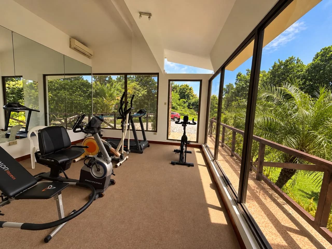 🏡 GREAT DEAL! 2-BEDROOM HOME IN A GATED COMMUNITY IN SAN CARLOS 🌴📍 San Carlos, Panama | R-0160 - Image 17