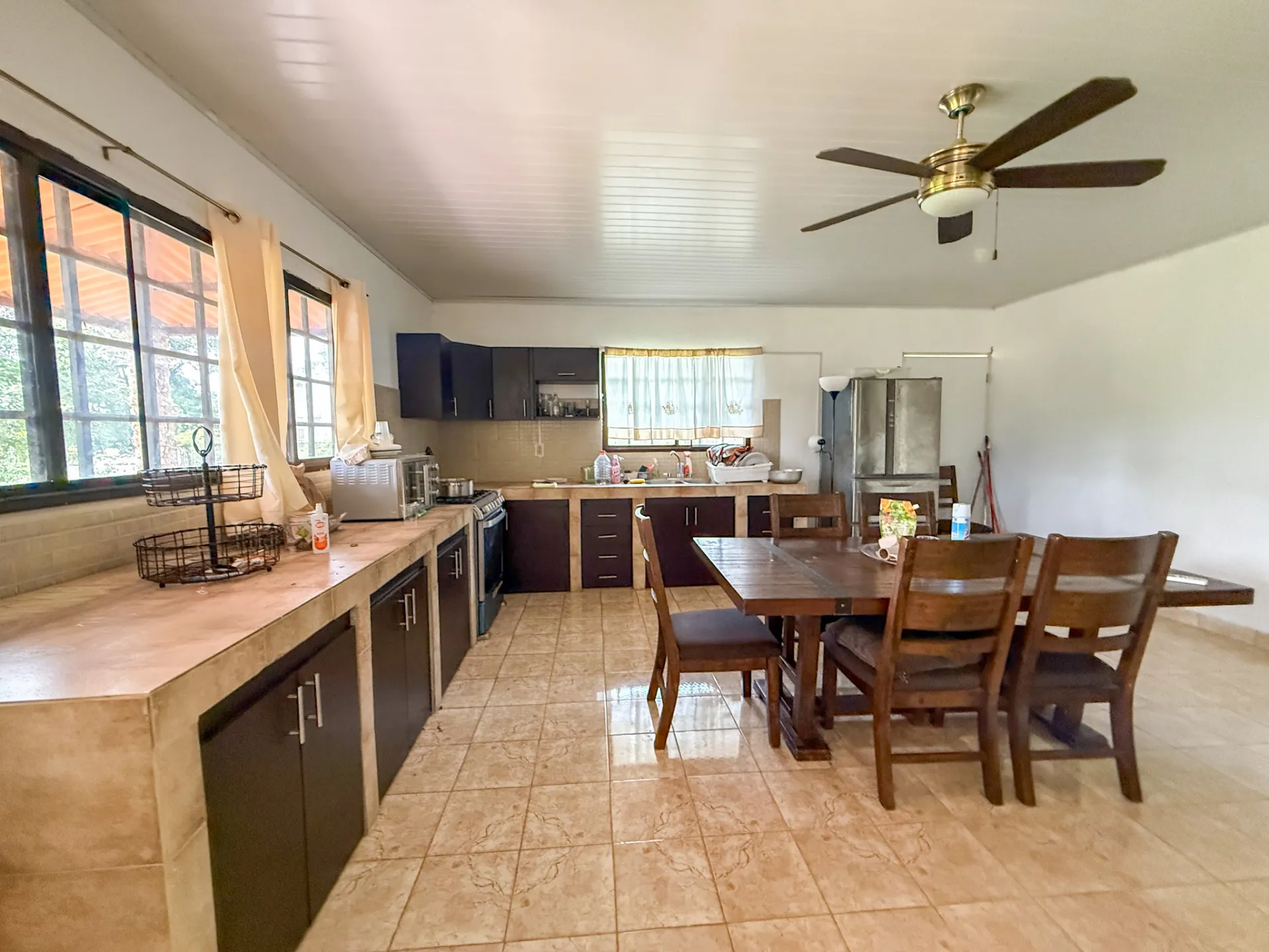 🏡 GREAT DEAL! 2-BEDROOM HOME IN A GATED COMMUNITY IN SAN CARLOS 🌴📍 San Carlos, Panama | R-0160 - Image 5