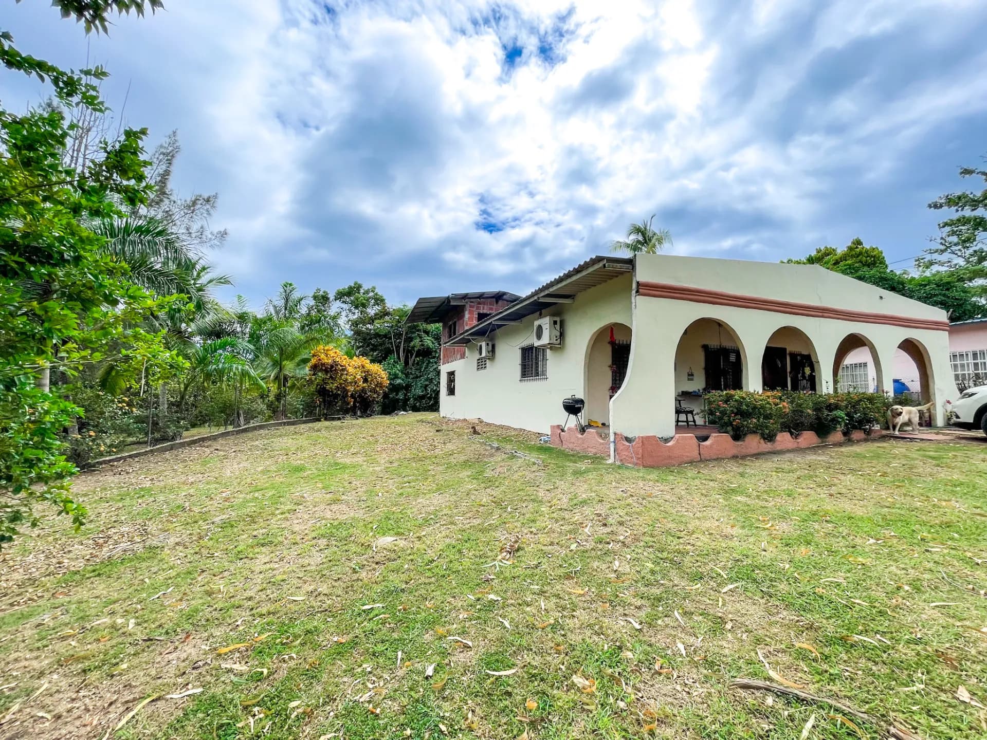 Fixer-Upper Gem: 3-Bedroom Home Near the Beach R-0065 - Image 14