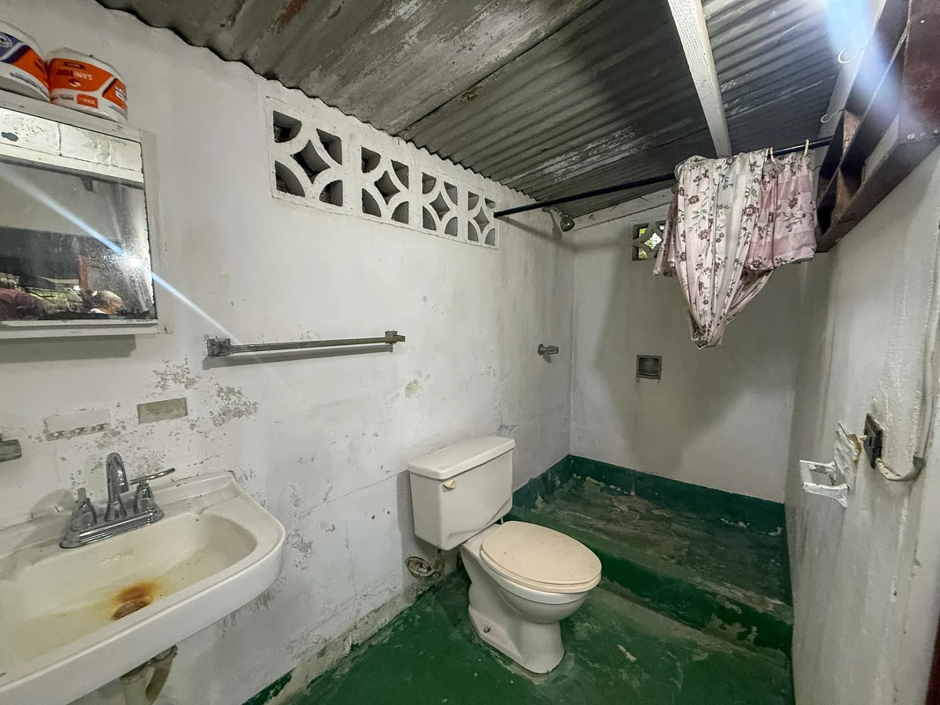Fixer-Upper Property for Sale in Chame, Panama R-0090 - Image 15