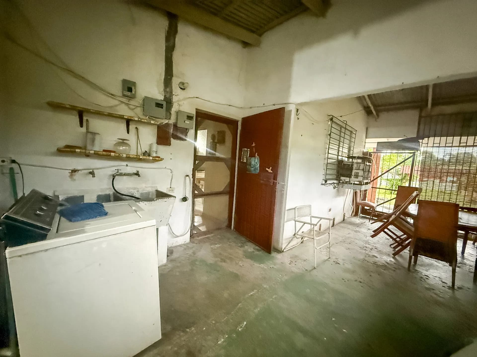 Fixer-Upper Property for Sale in Chame, Panama R-0090 - Image 17