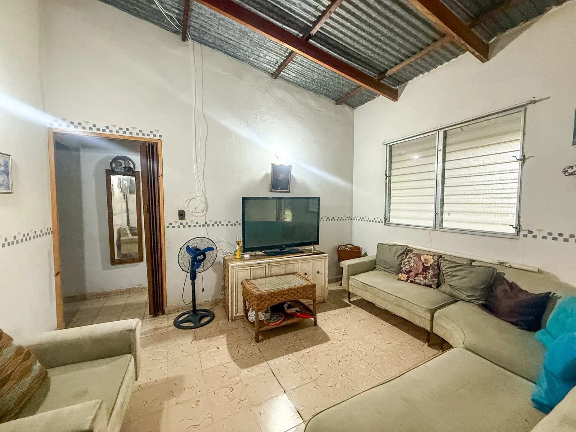 Fixer-Upper Property for Sale in Chame, Panama R-0090 - Image 6