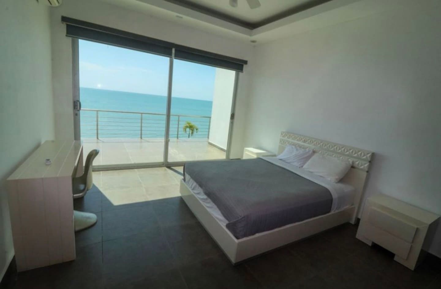 Turn-Key Ready Beachfront House for Sale | Malibu, Nueva Gorgona, Panama P-0507 - Image 11