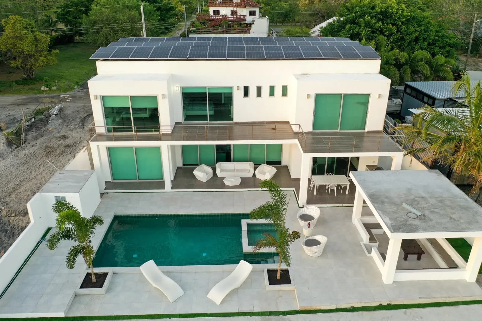 Turn-Key Ready Beachfront House for Sale | Malibu, Nueva Gorgona, Panama P-0507 - Image 16