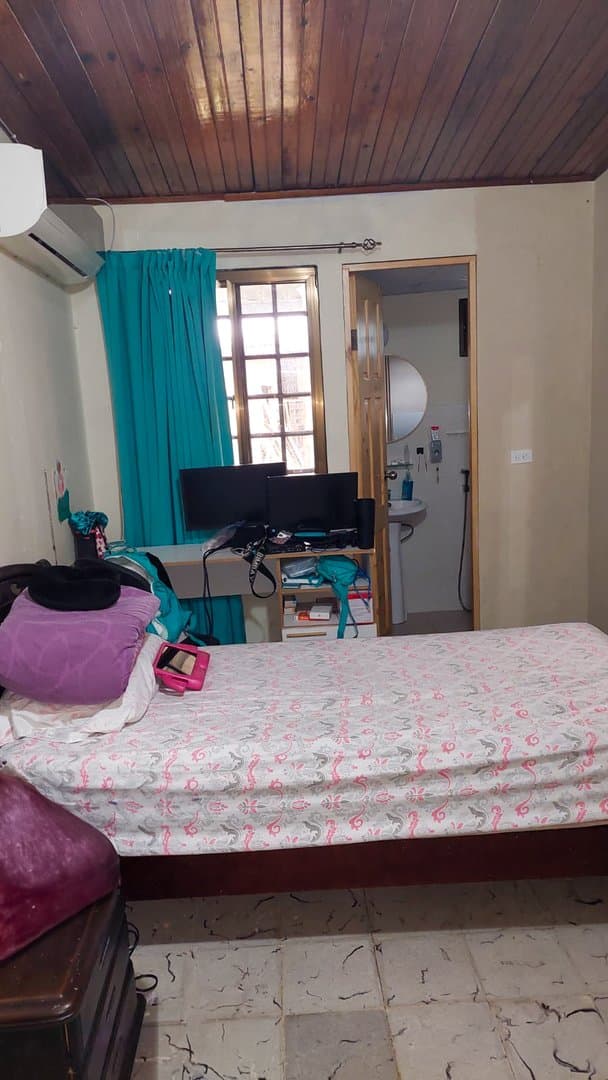 Spacious house for sale with 5 bedrooms in David, Chiriqui L-0584 - Image 9