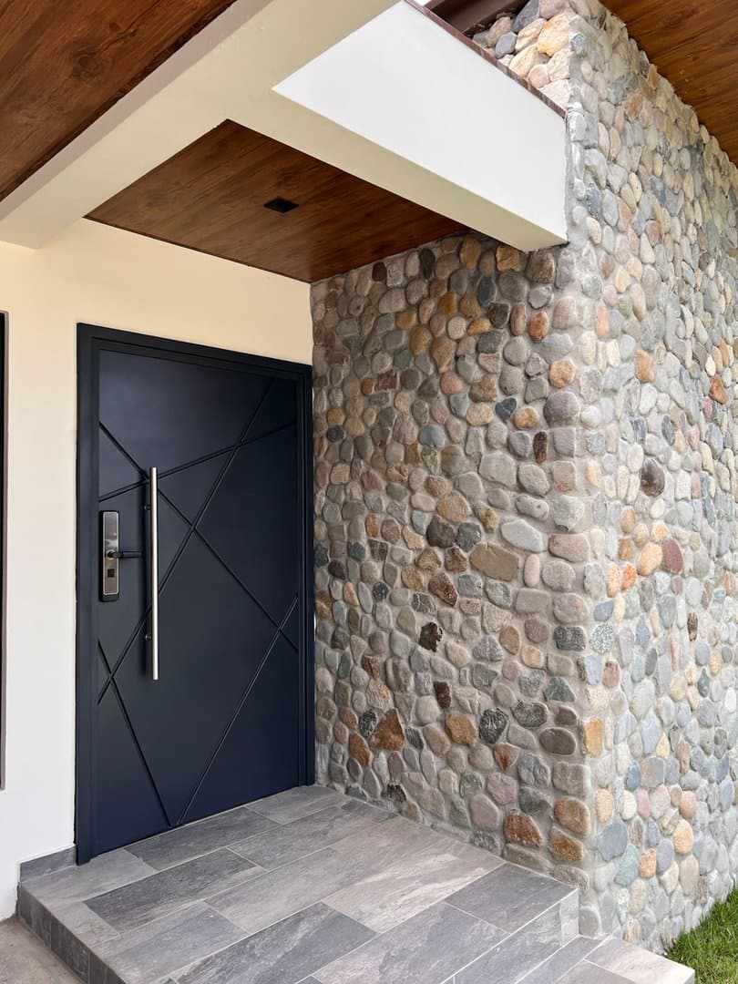 Casa Collina – Modern and Functional Design in Alto Boquete L-0053 - Image 3