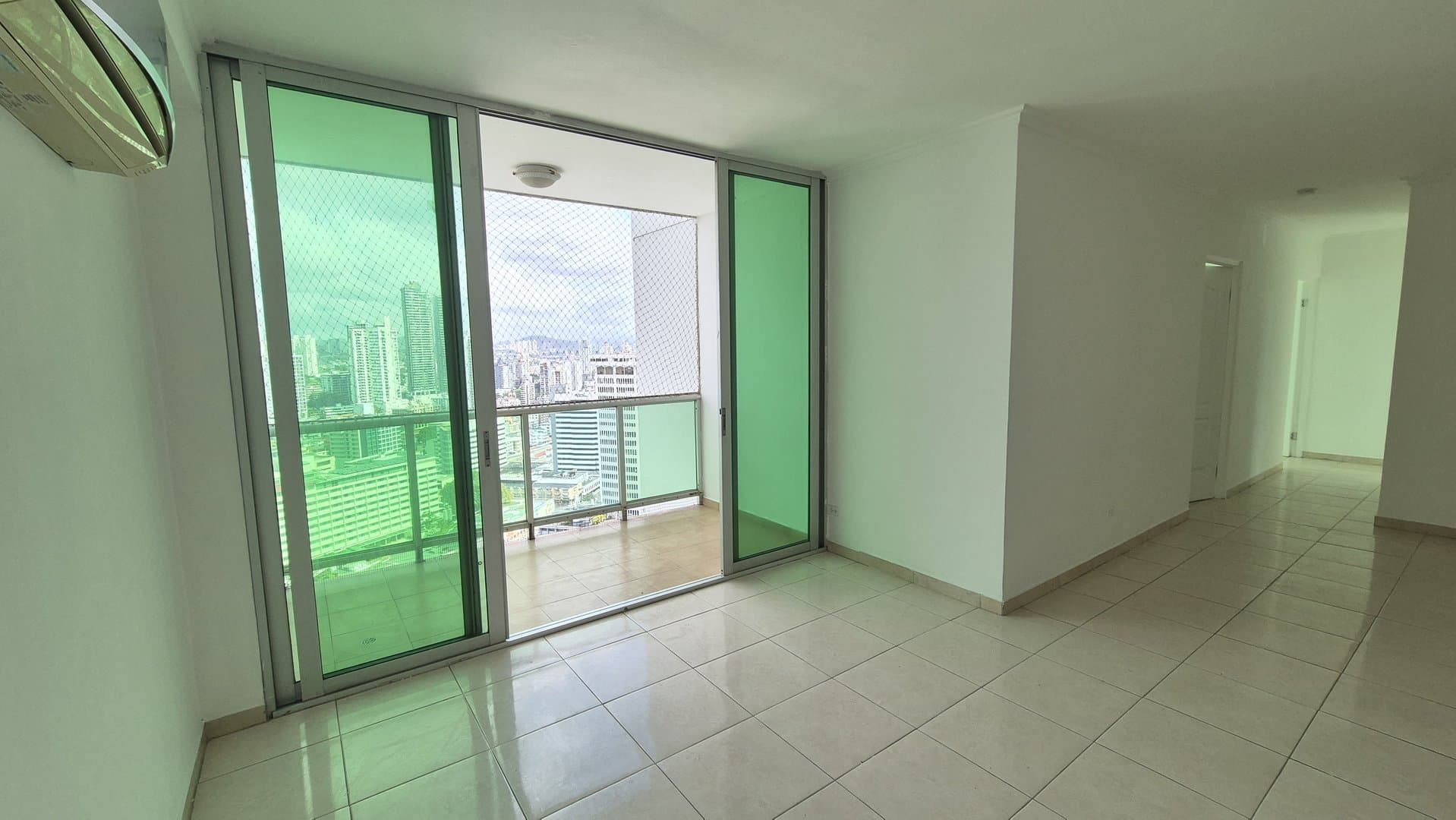Spacious 3-Bedroom Apartment in Bella Vista, Panama City P-0340 - Image 49